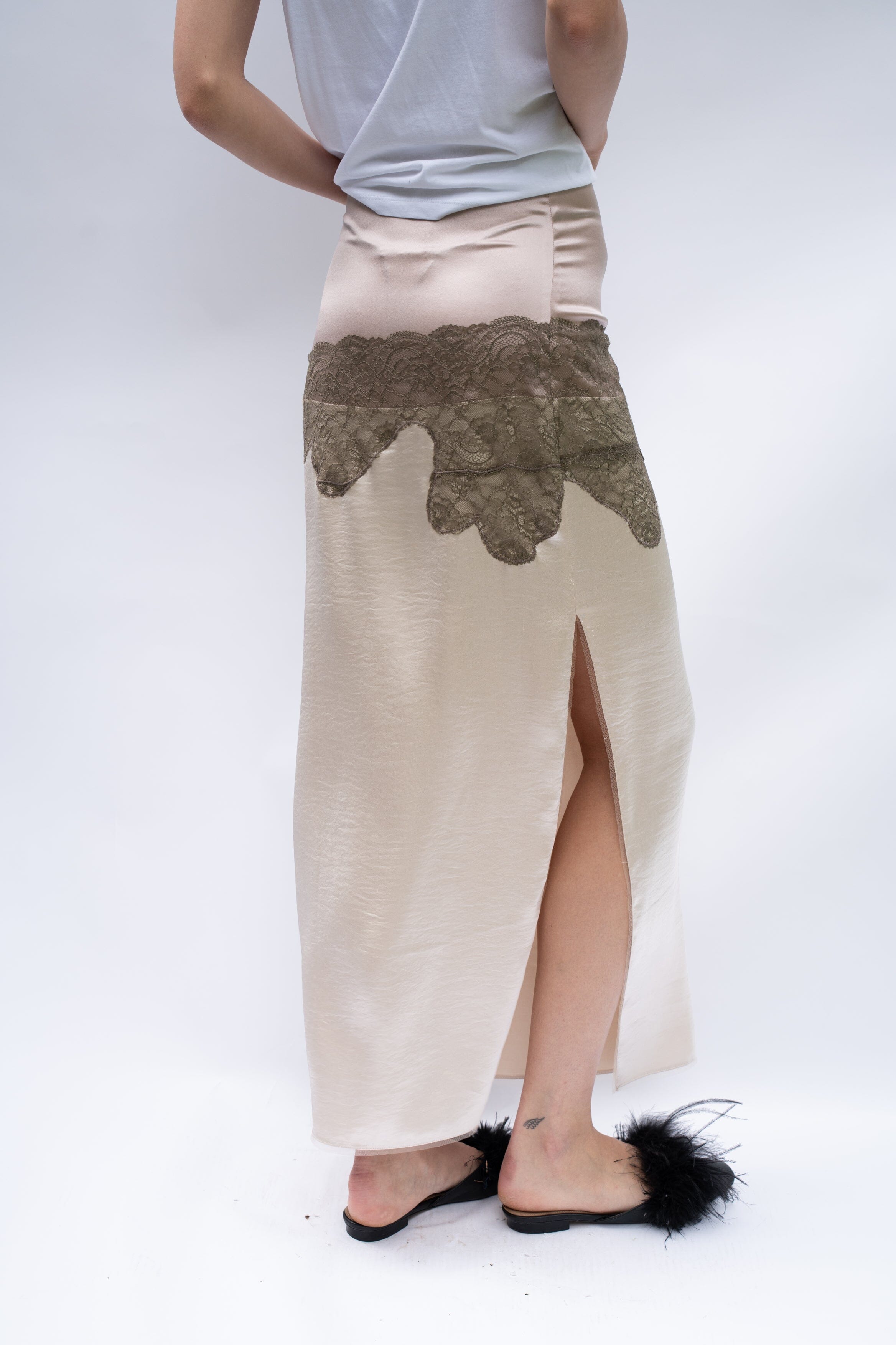 A0042 Skirt Product Amoralle