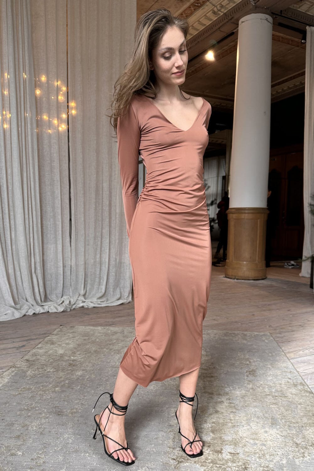 A0069 Dress Amoralle