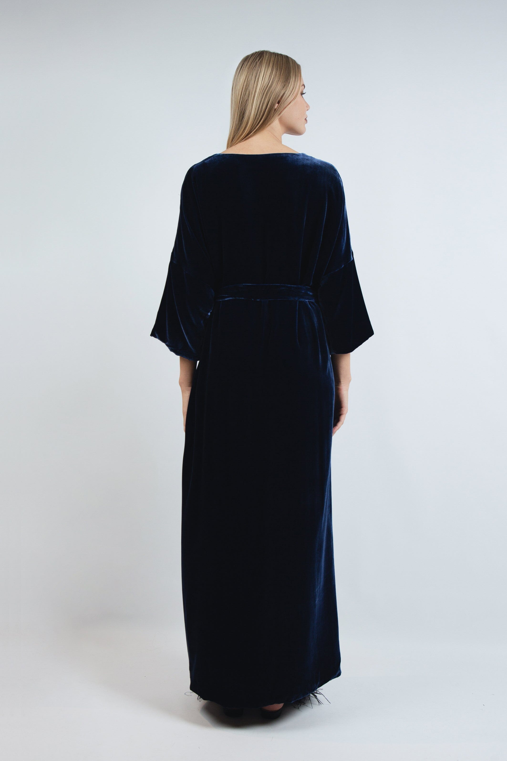 Amber Dusk Robe Sapphire Product Amoralle