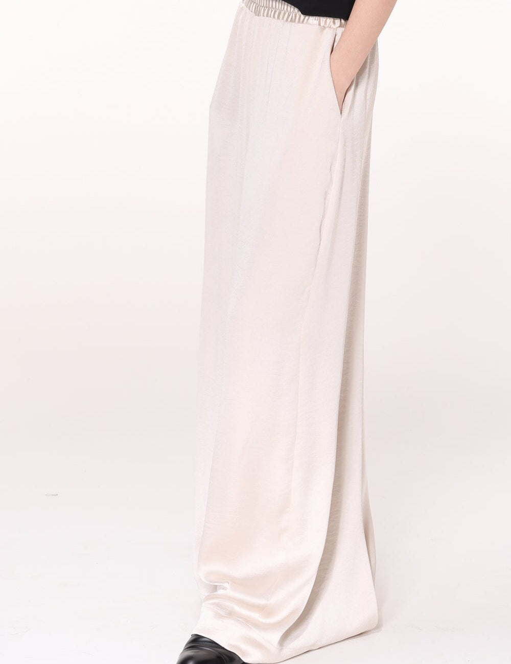 Dove Cream Comfort Pants Product Amoralle