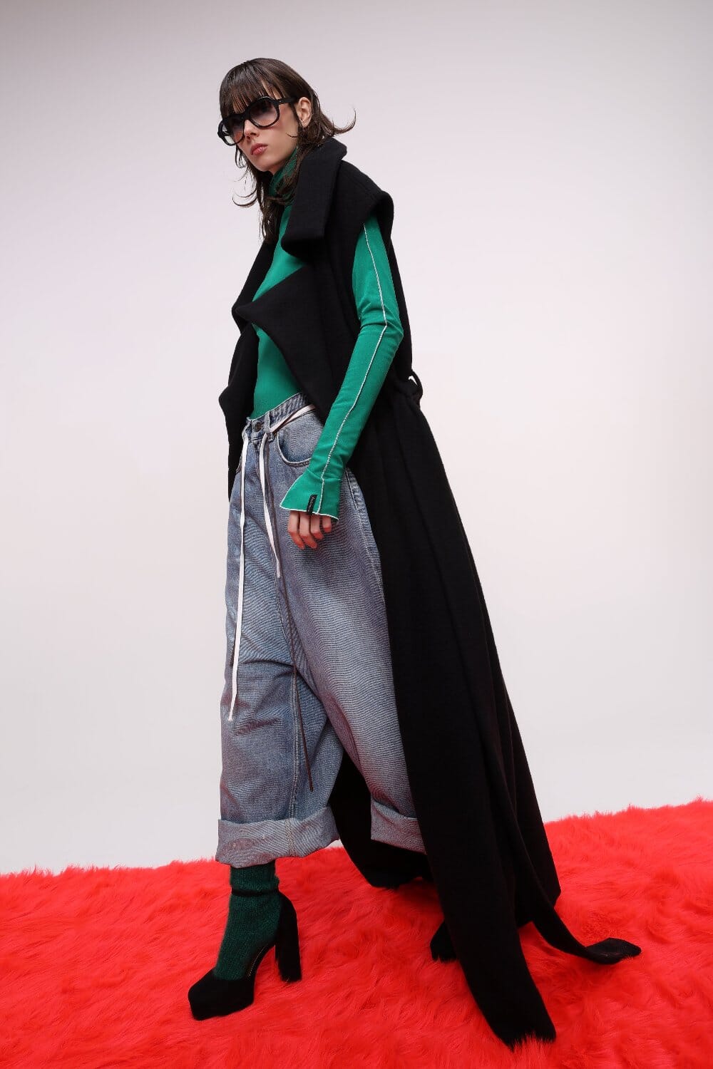 Sleeveless Belted Wool Coat Product Amoralle