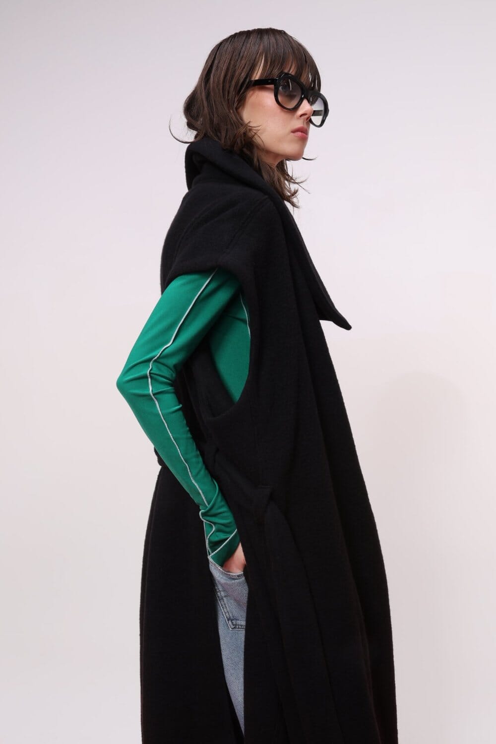 Sleeveless Belted Wool Coat Product Amoralle