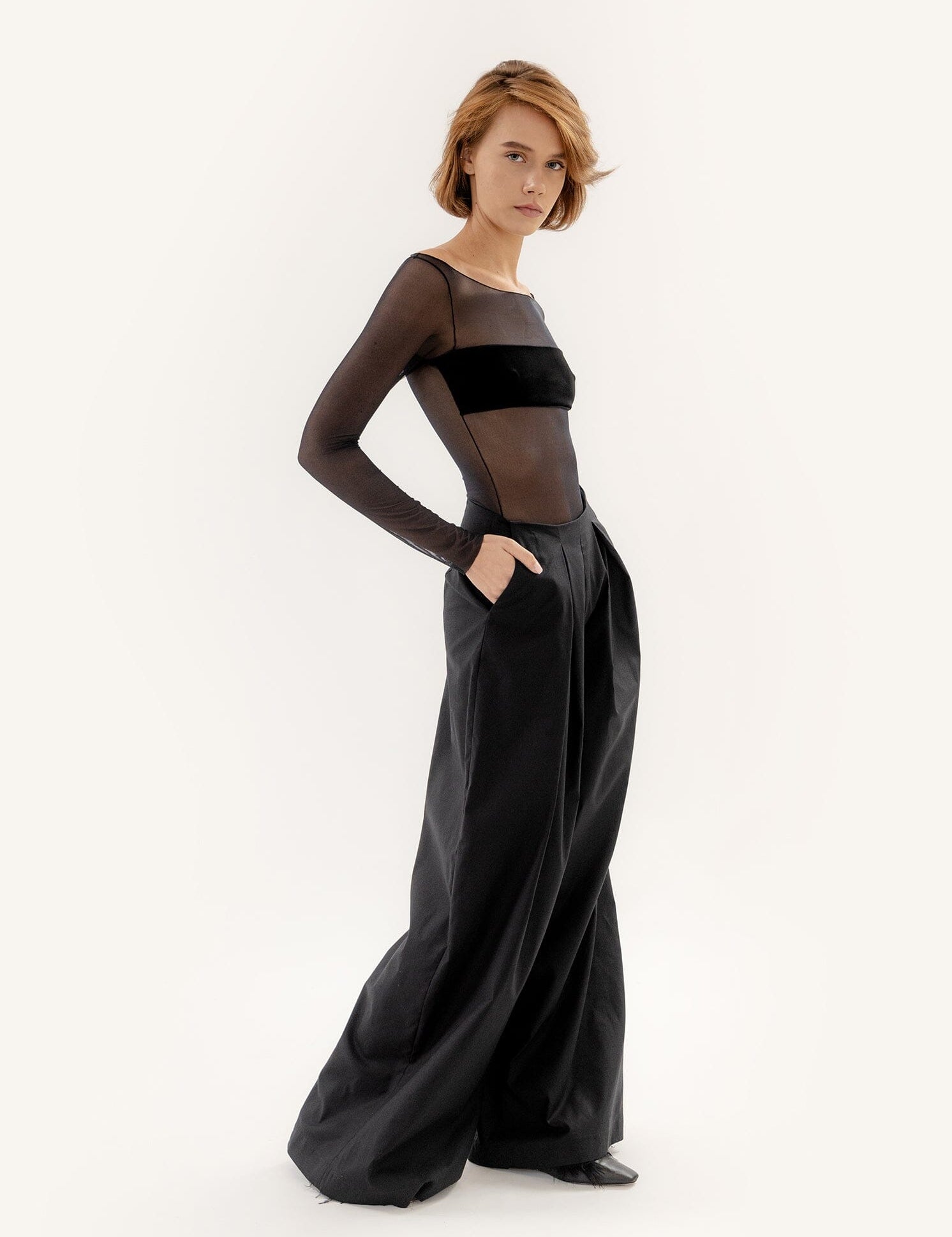 Adoring Trousers Black Product Amoralle