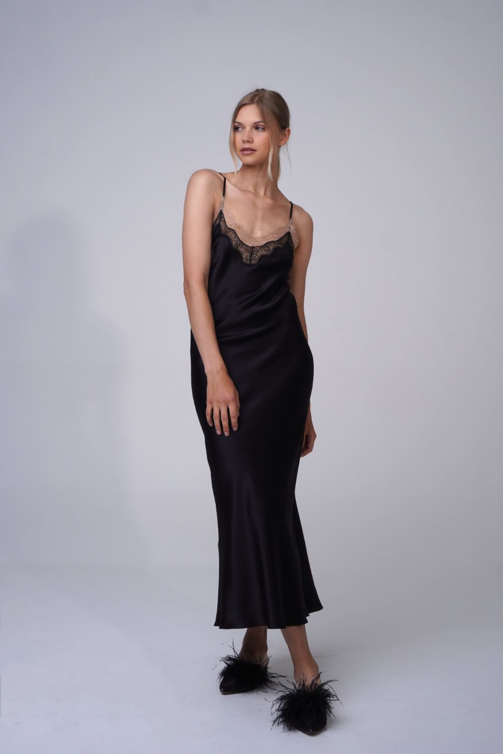 Moon River Silk Slip Black Product SIA Glamoralle