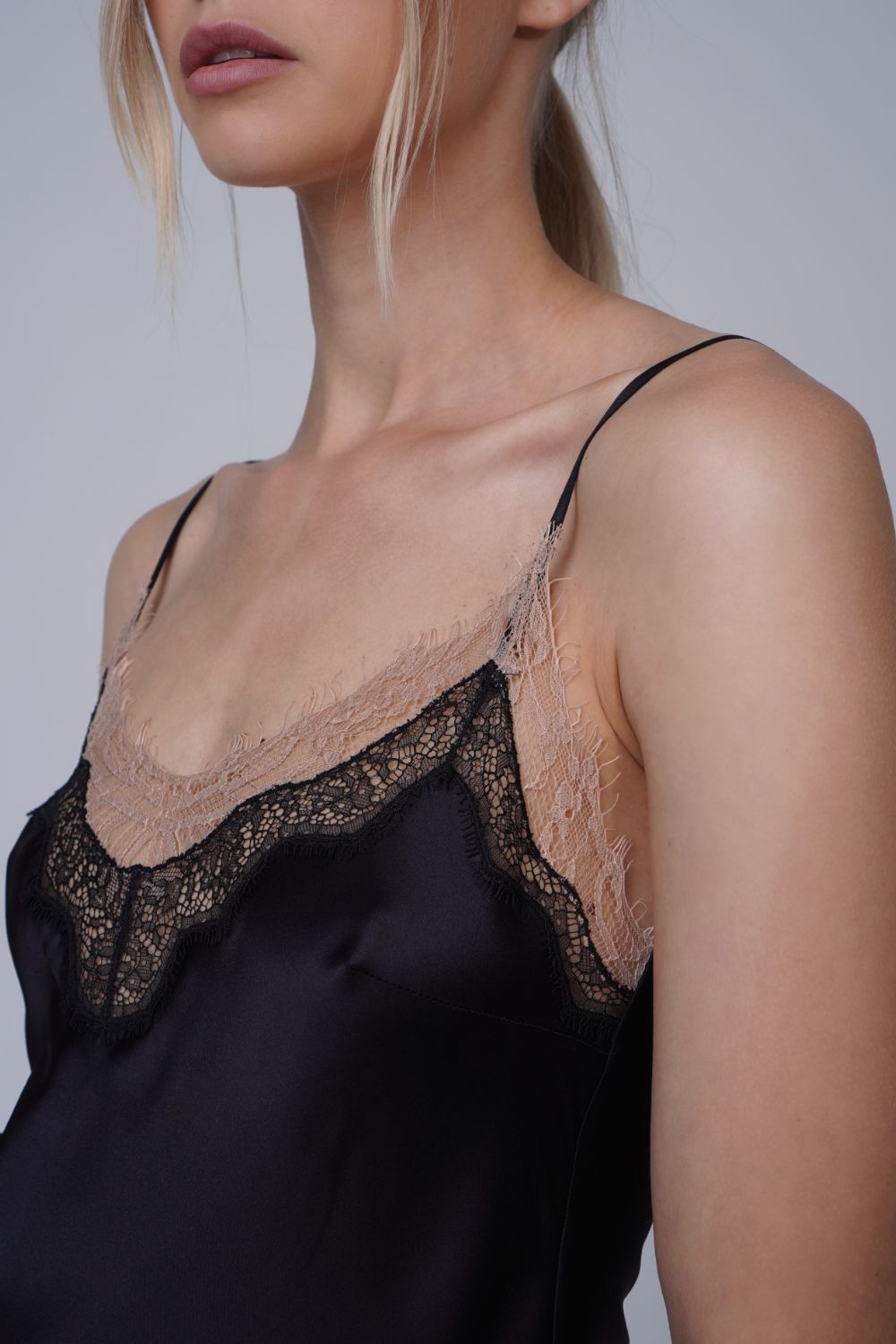 Moon River Silk Slip Black Product SIA Glamoralle