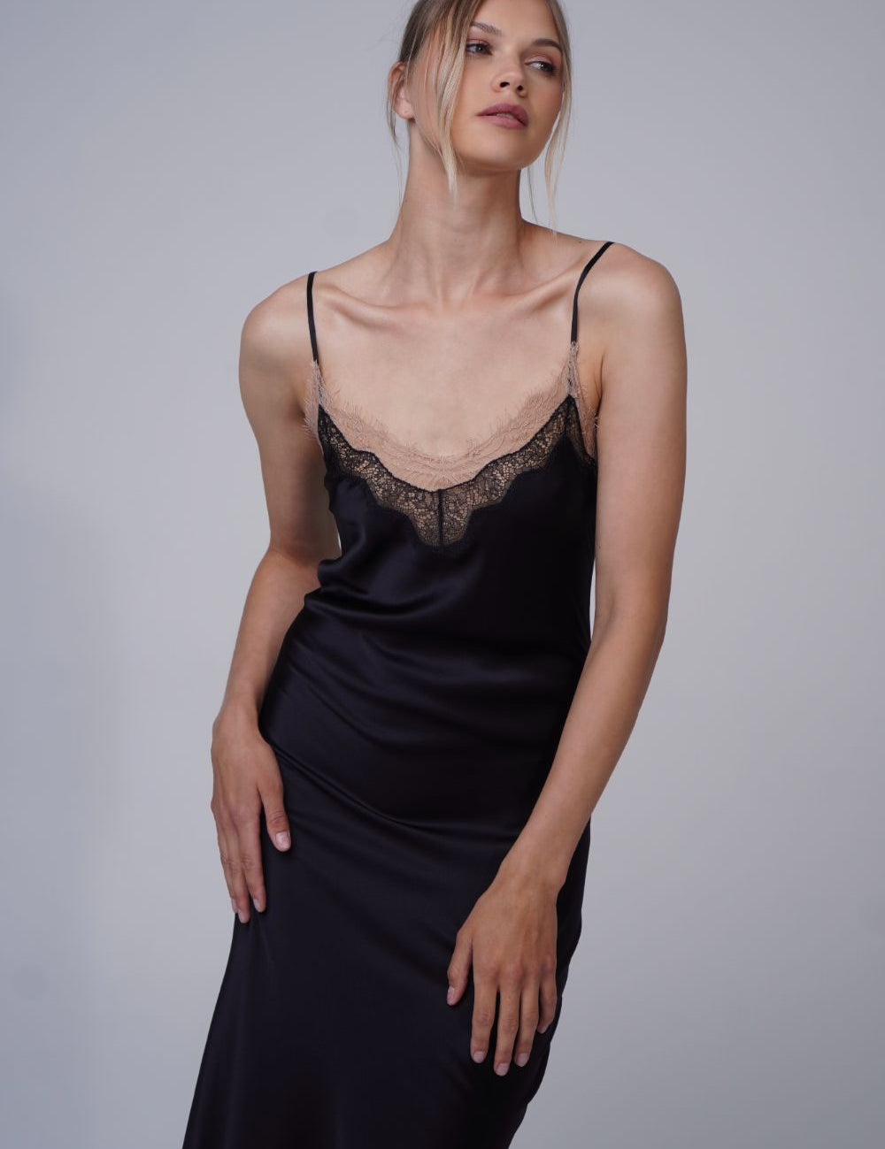Moon River Silk Slip Black Product SIA Glamoralle