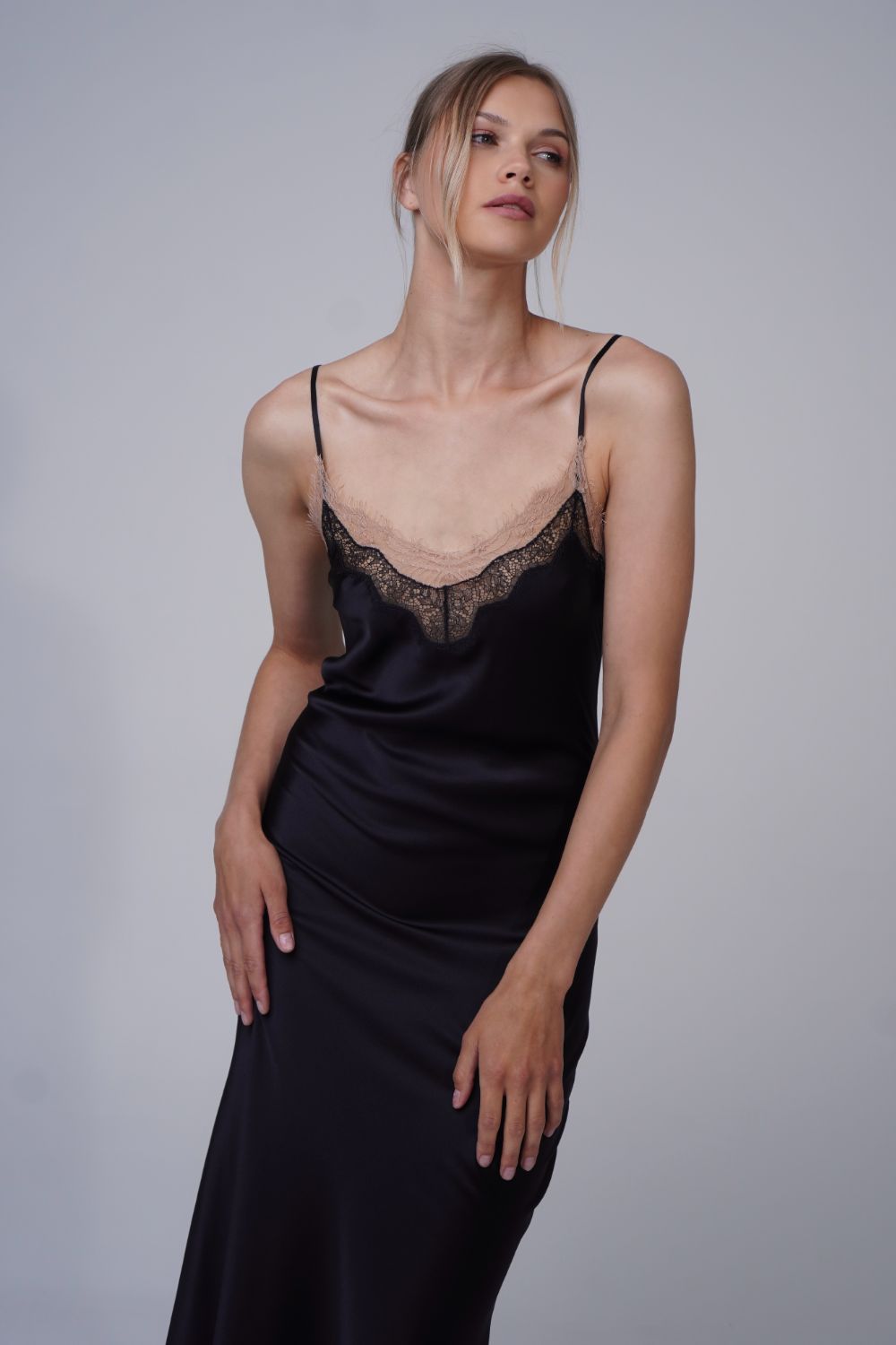 Moon River Silk Slip Black Product SIA Glamoralle