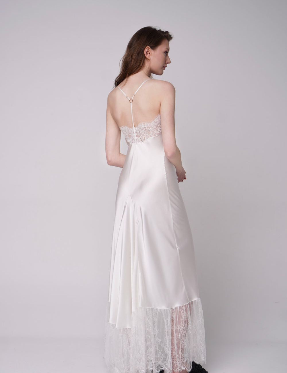 Silk Passion Slip White Product SIA Glamoralle