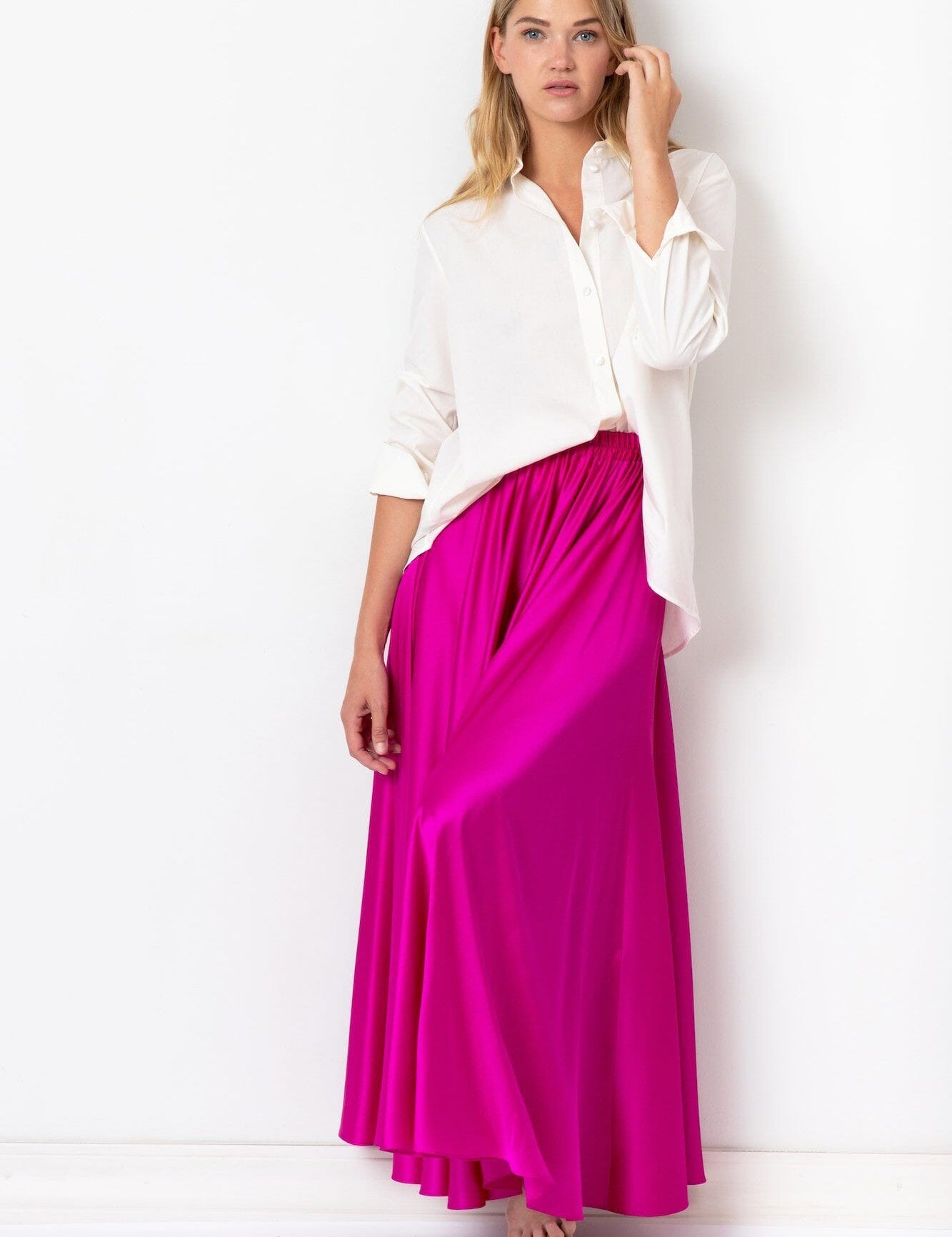 World Class Silk Skirt Fuchsia Product Amoralle
