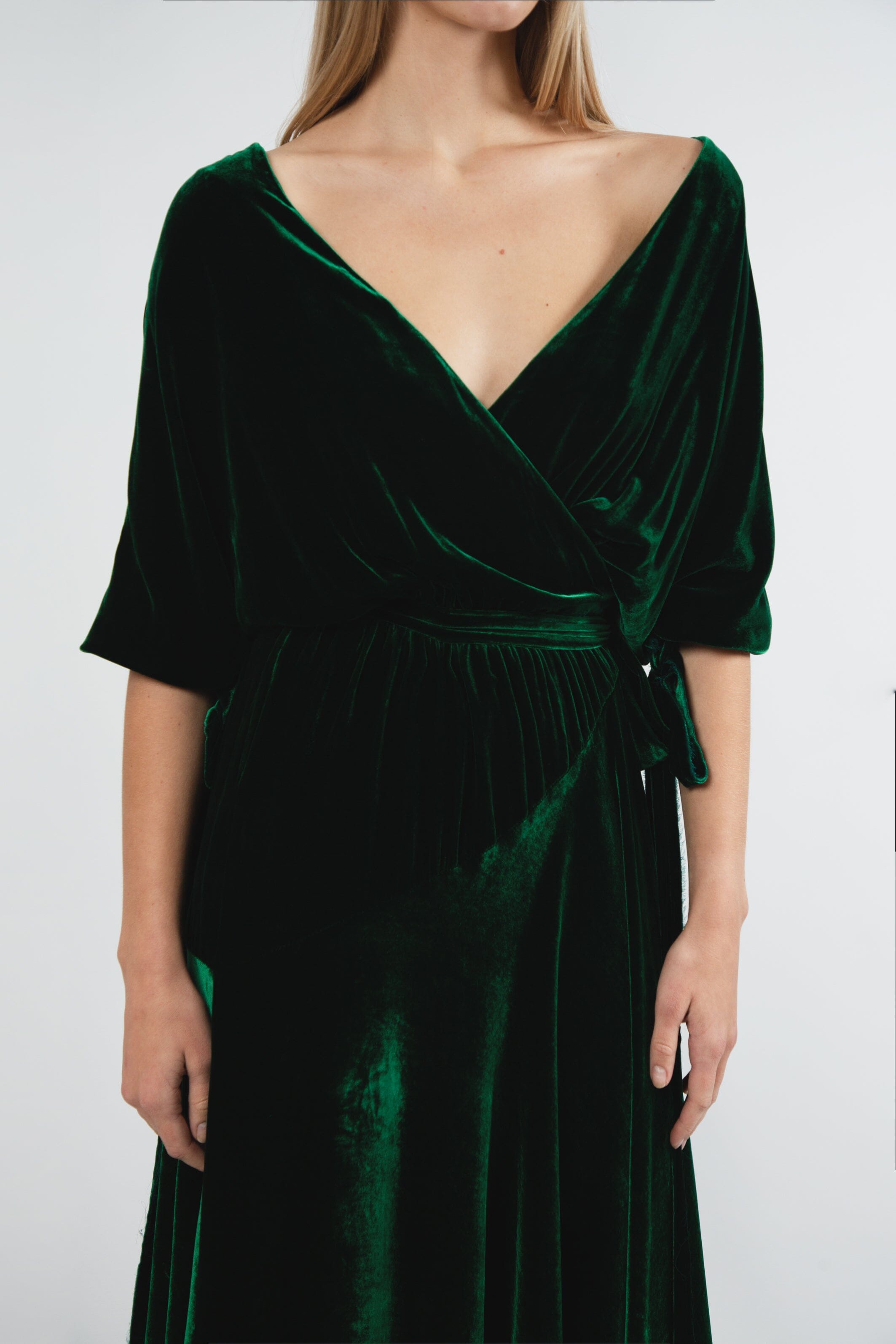 A Burning Fire Velvet Silk Robe Dark Green Product Amoralle