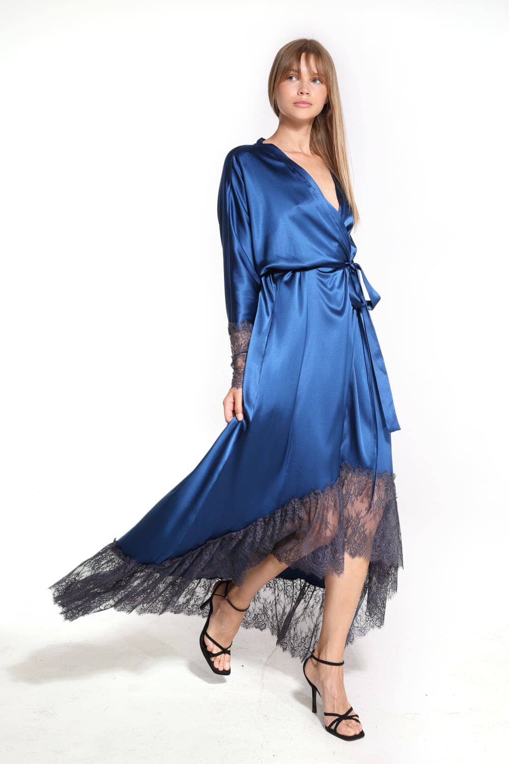  Dawn Silk Robe Product Amoralle
