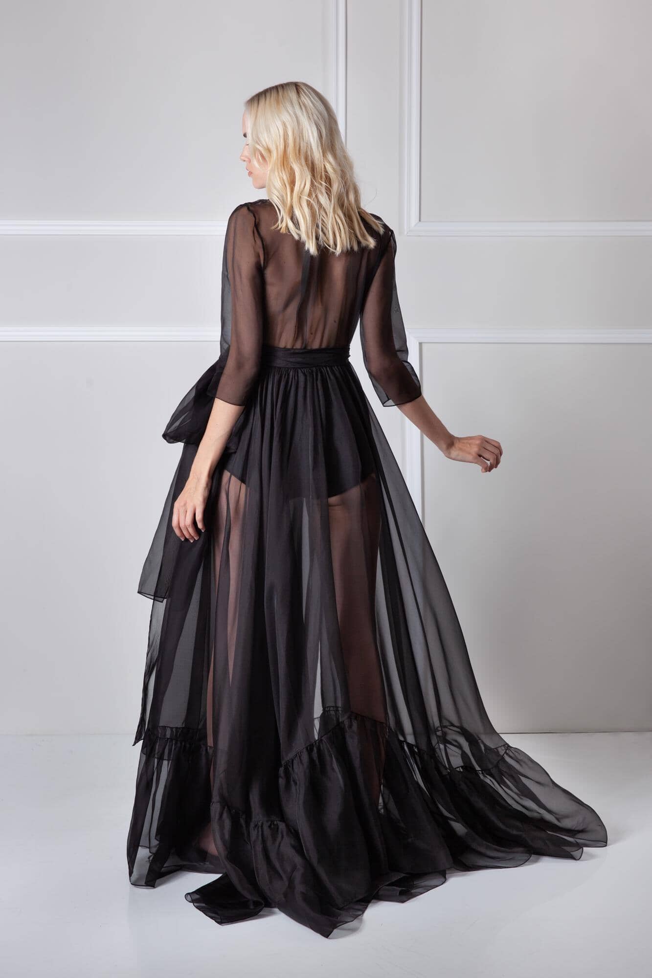  Divine Hour Robe Black Product Amoralle