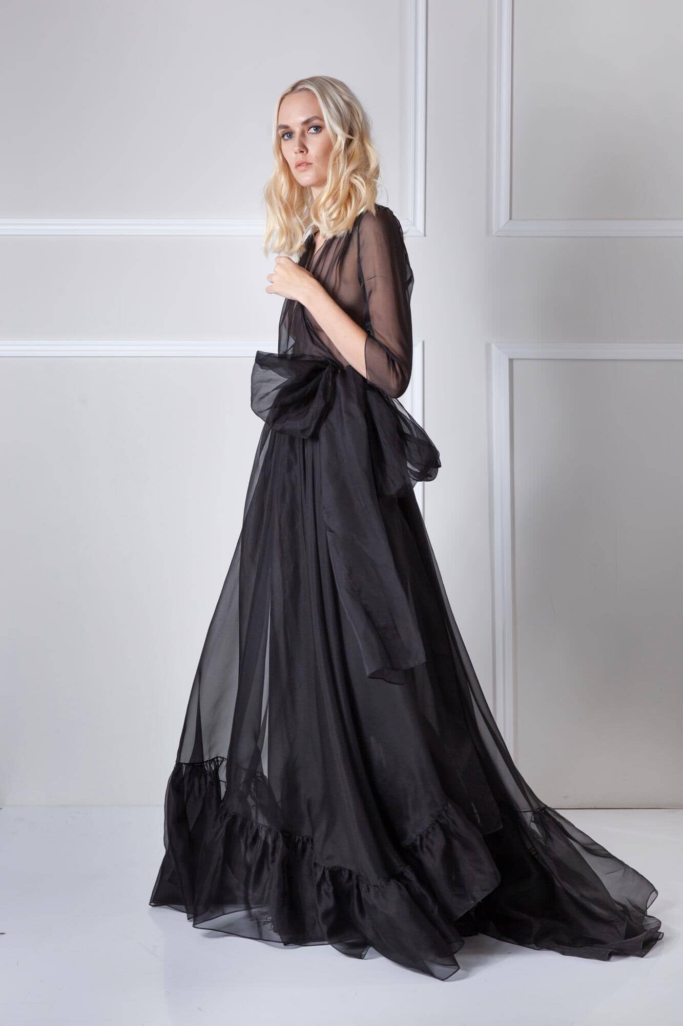  Divine Hour Robe Black Product Amoralle