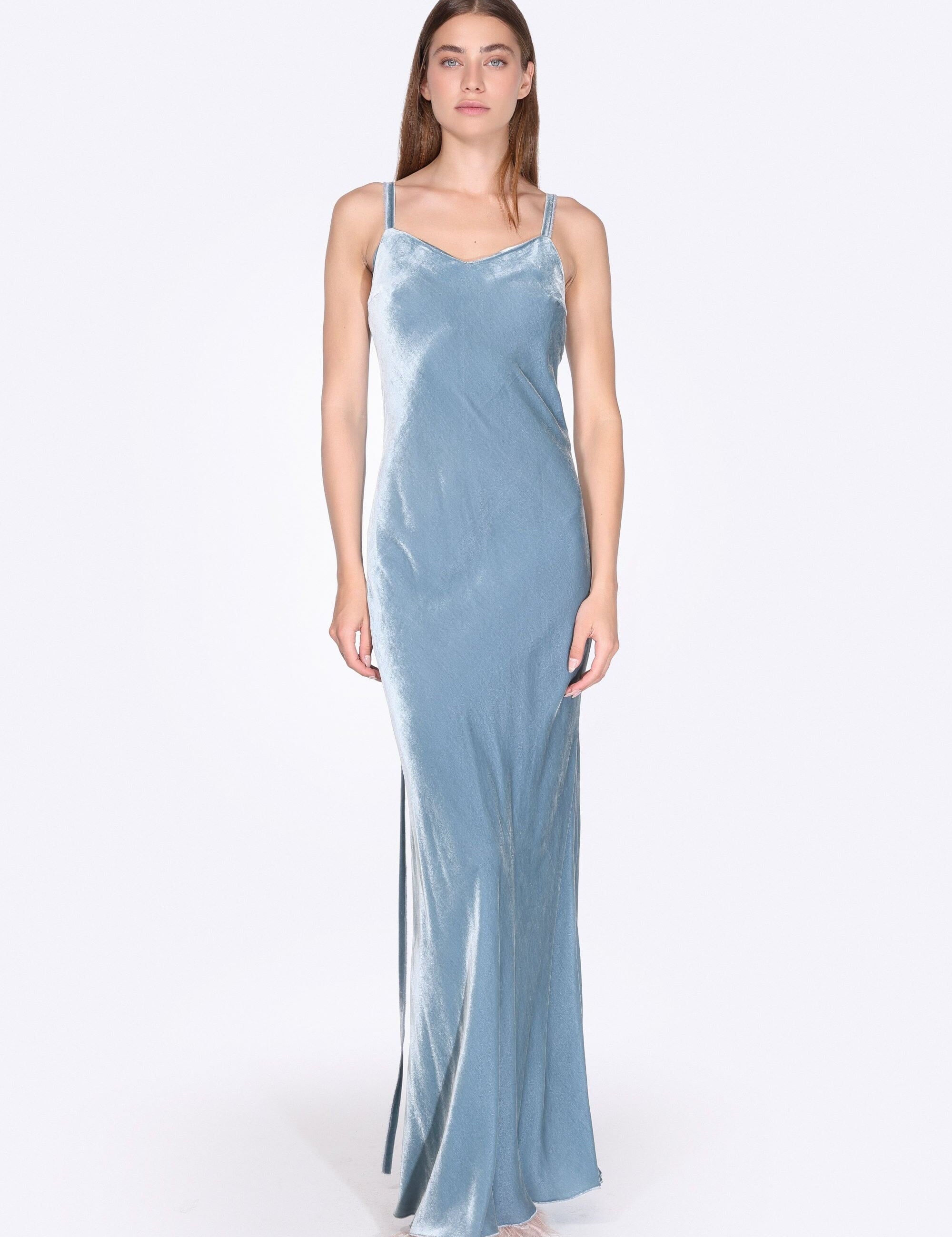  Dreamlike Silk Velvet Slip Product Amoralle