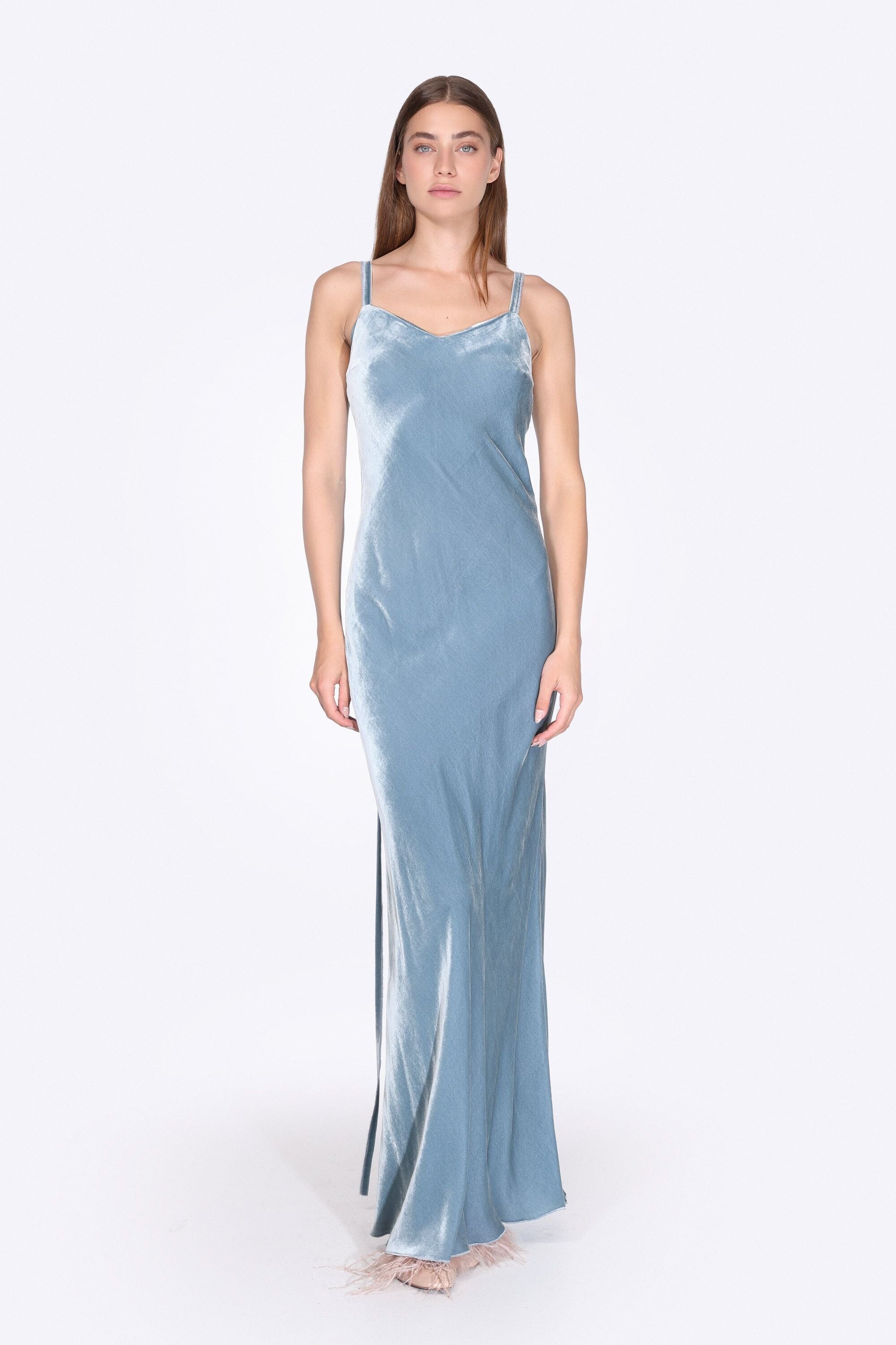  Dreamlike Silk Velvet Slip Product Amoralle