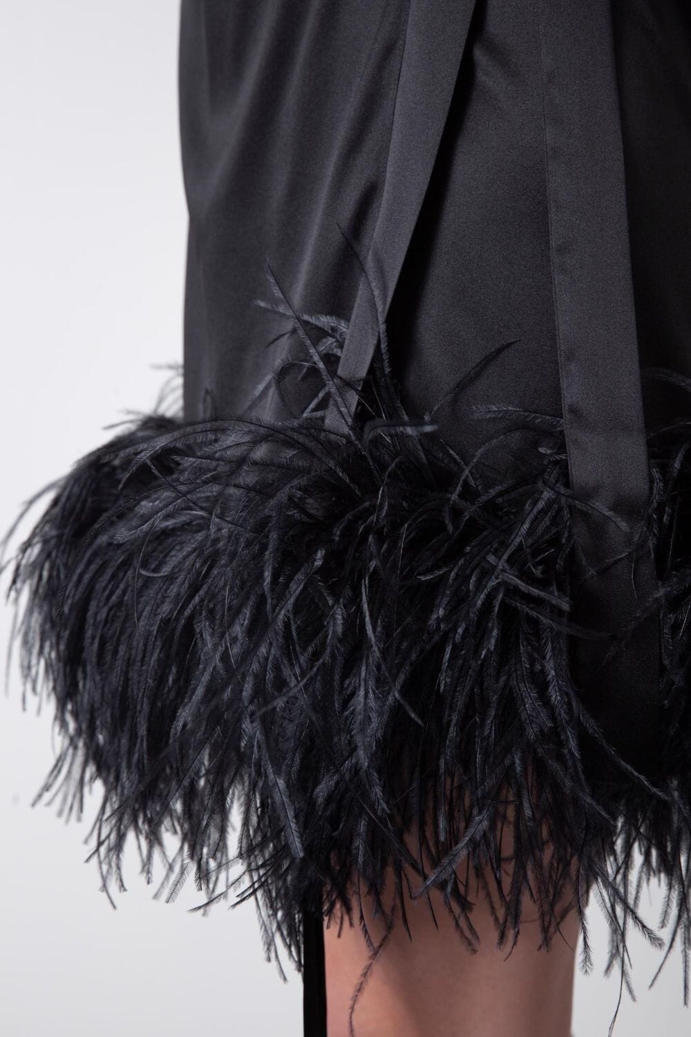  Feathered Kiss Robe Black Amoralle