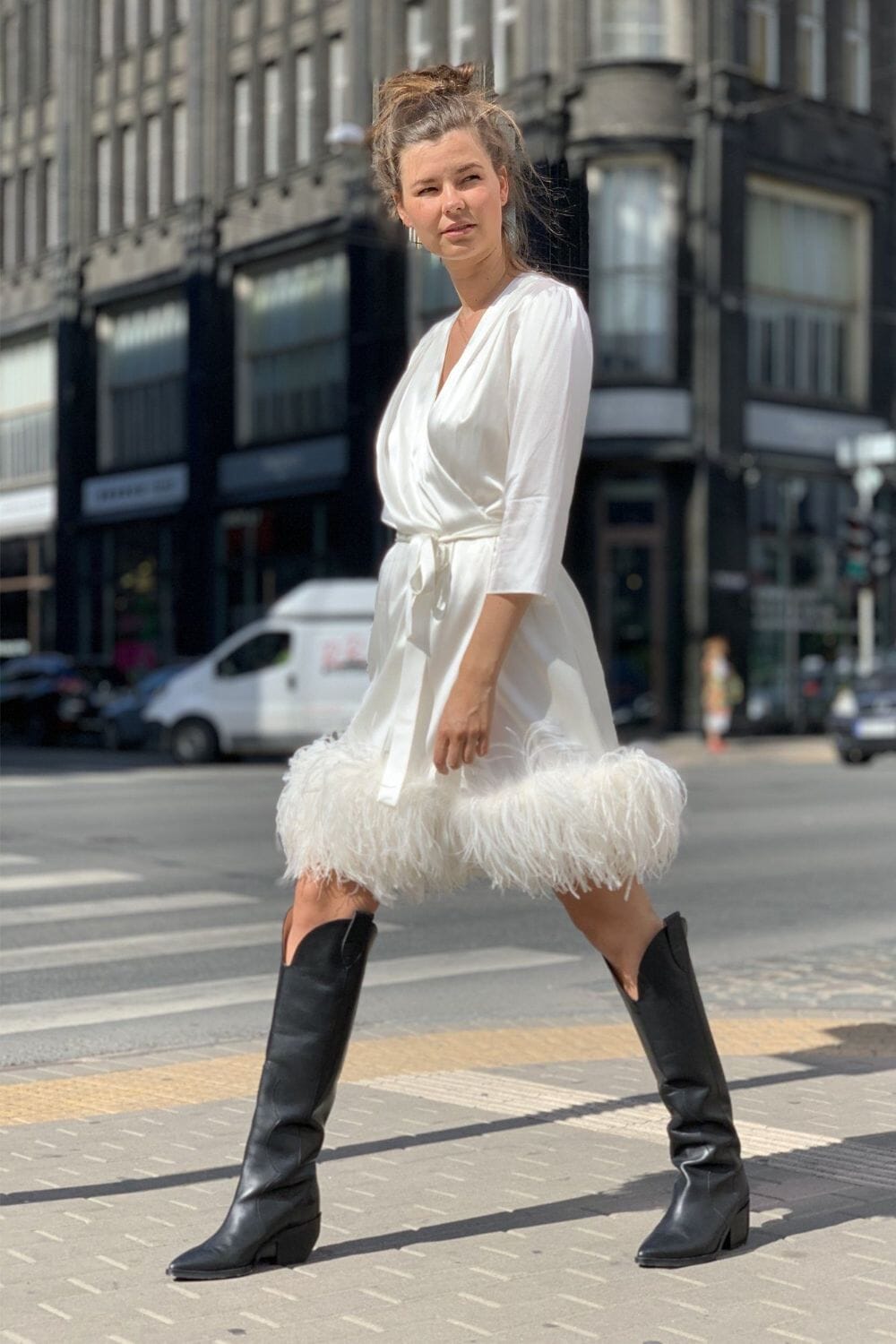  Feathered Kiss Robe Ivory Amoralle