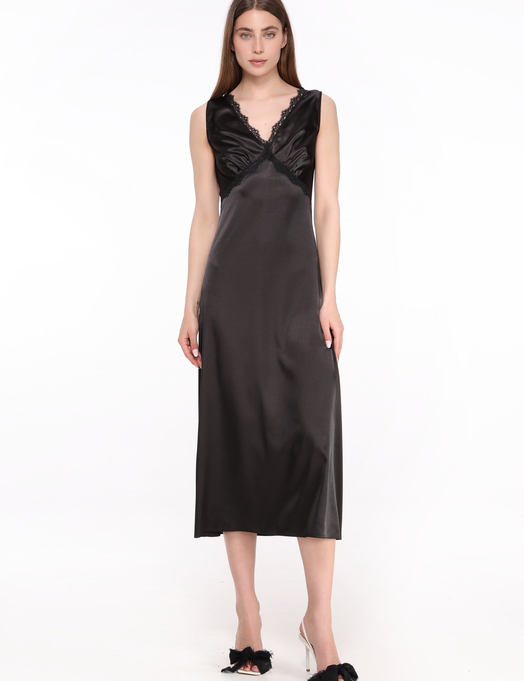  Lace-Trimmed Satin Dress Product Amoralle
