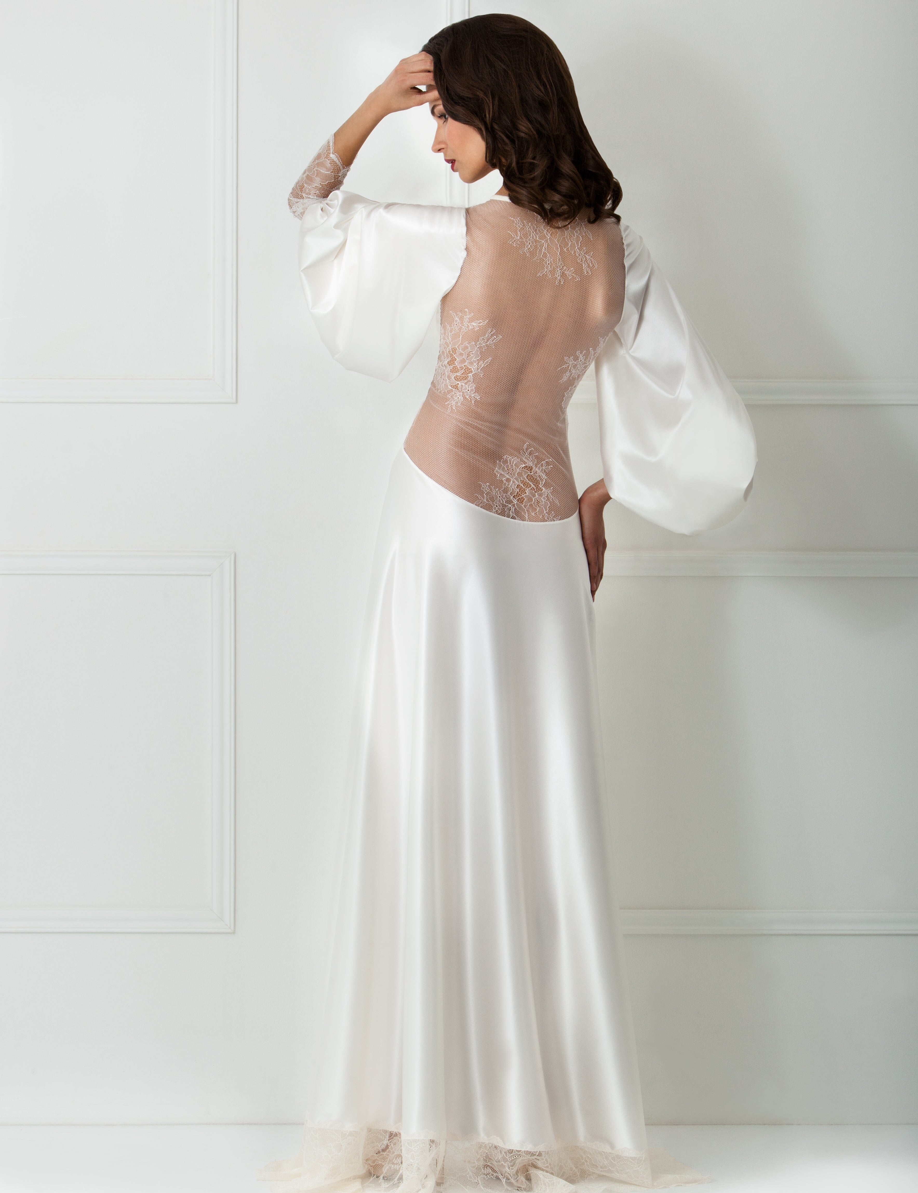  Lilly Robe Product Amoralle