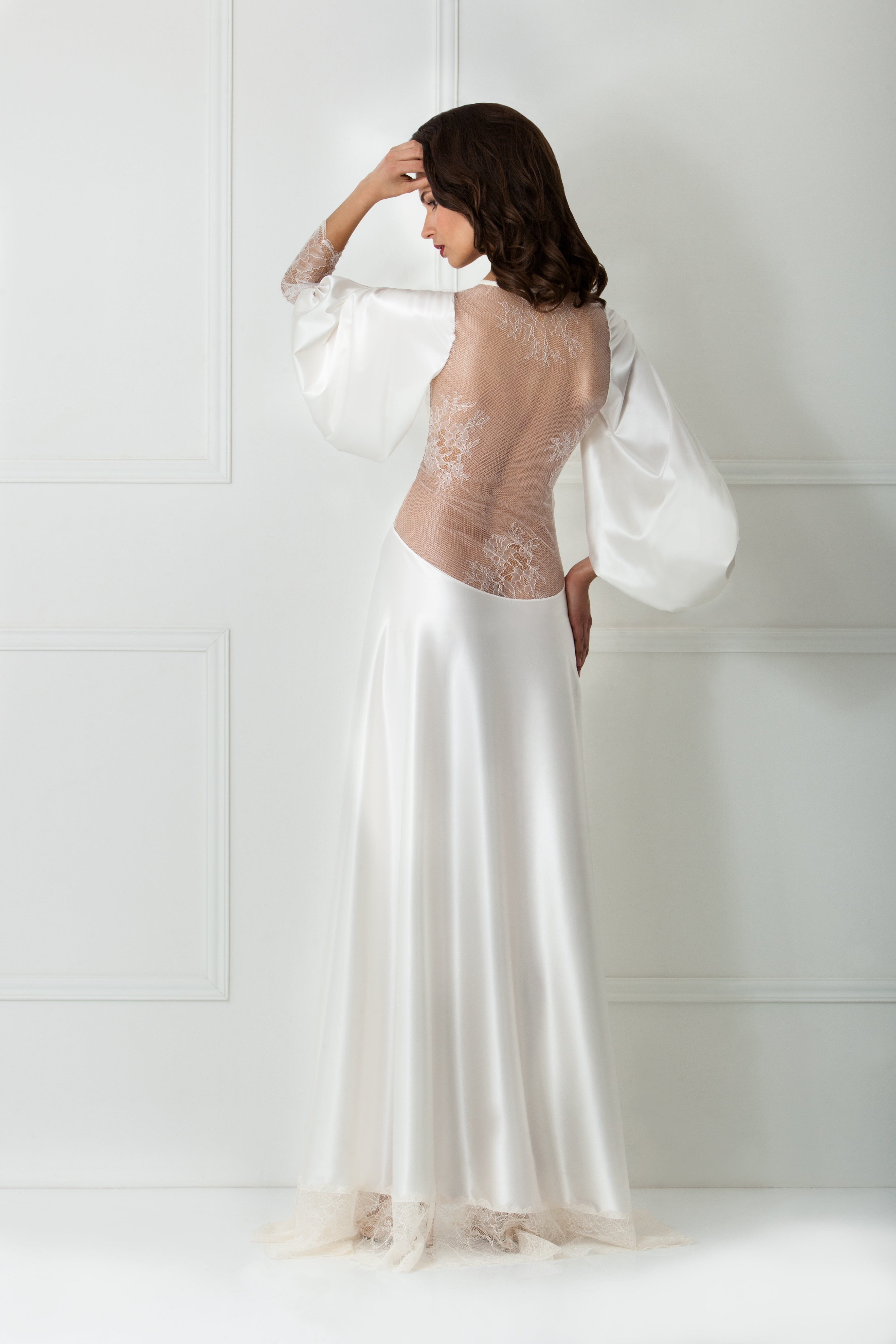  Lilly Robe Product Amoralle