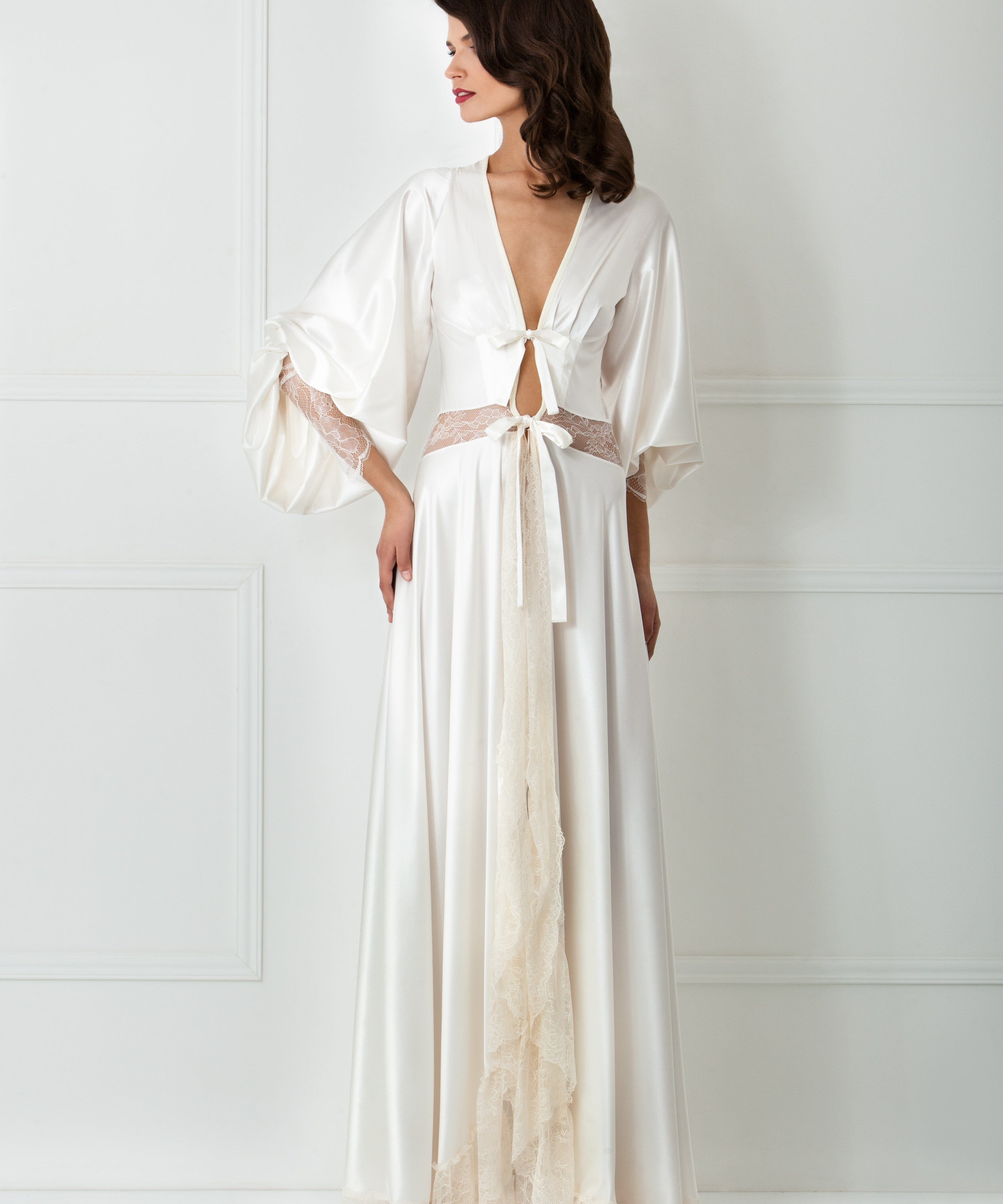 amoralle linen dress Mid-length dress Amoralle White size M International in Cotton