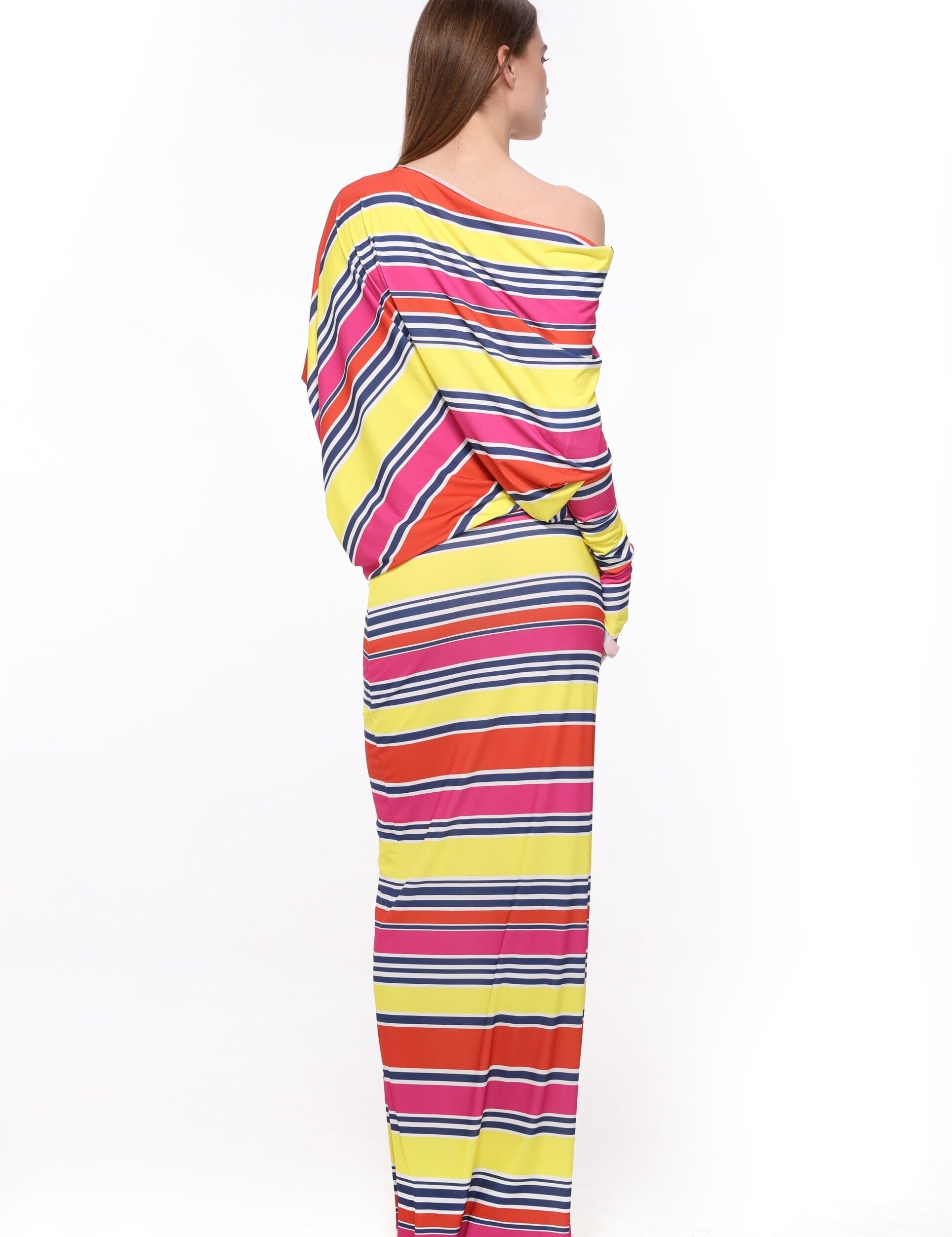  Linear Charm Dress Product Amoralle