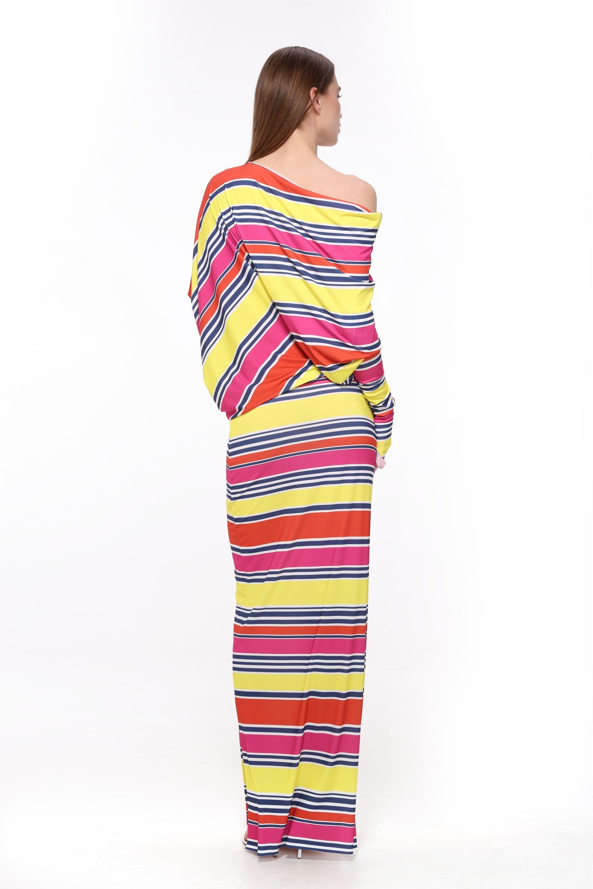  Linear Charm Dress Product Amoralle