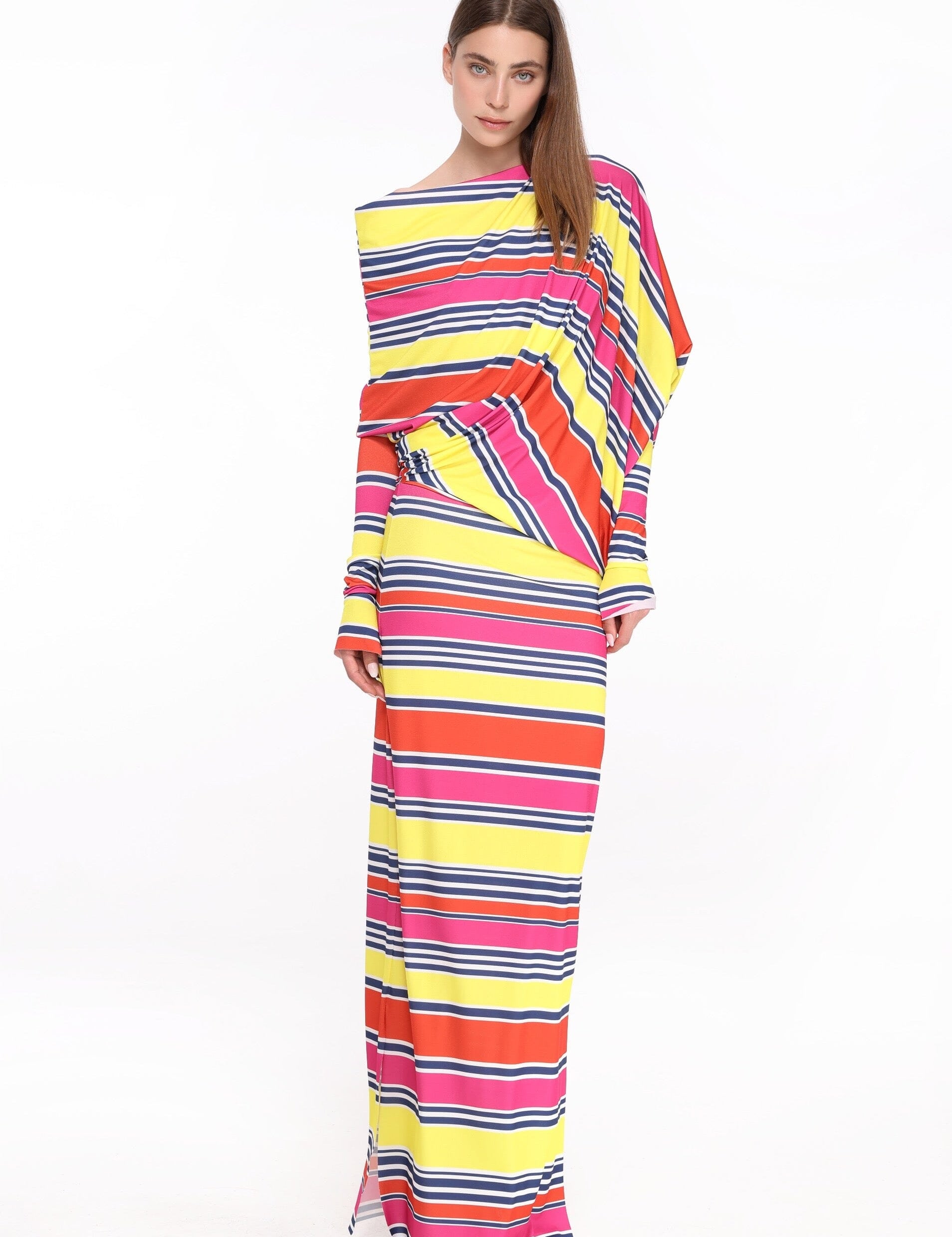  Linear Charm Dress Product Amoralle