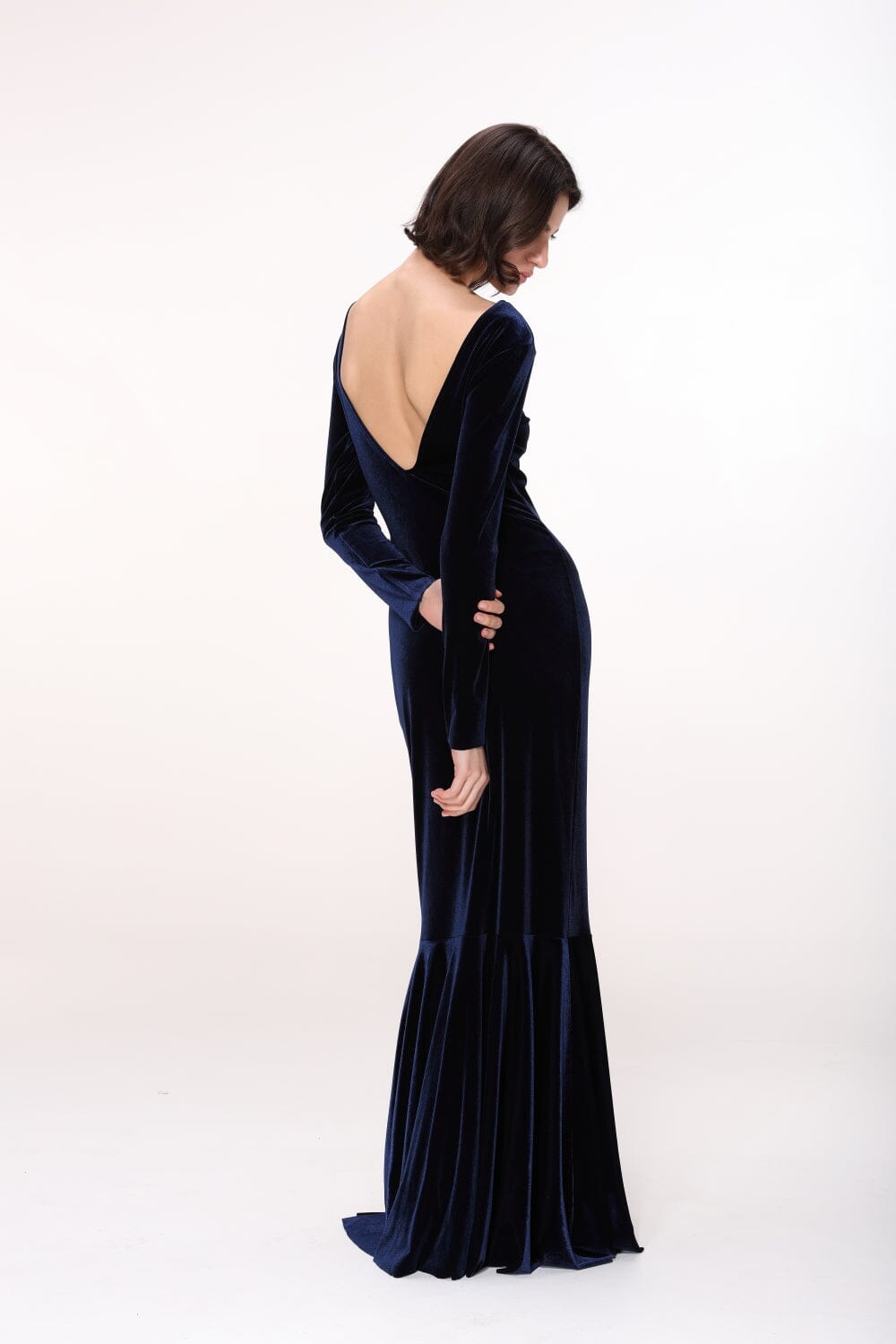  Long-Sleeve Velvet Dress Product Amoralle