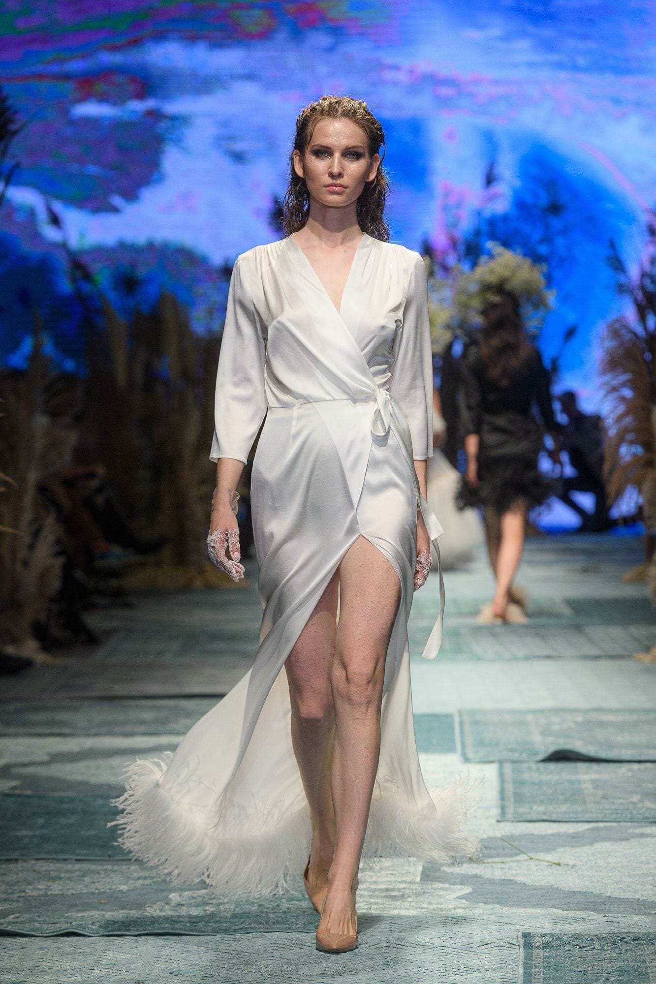  Luminous Grace Robe Ivory Amoralle