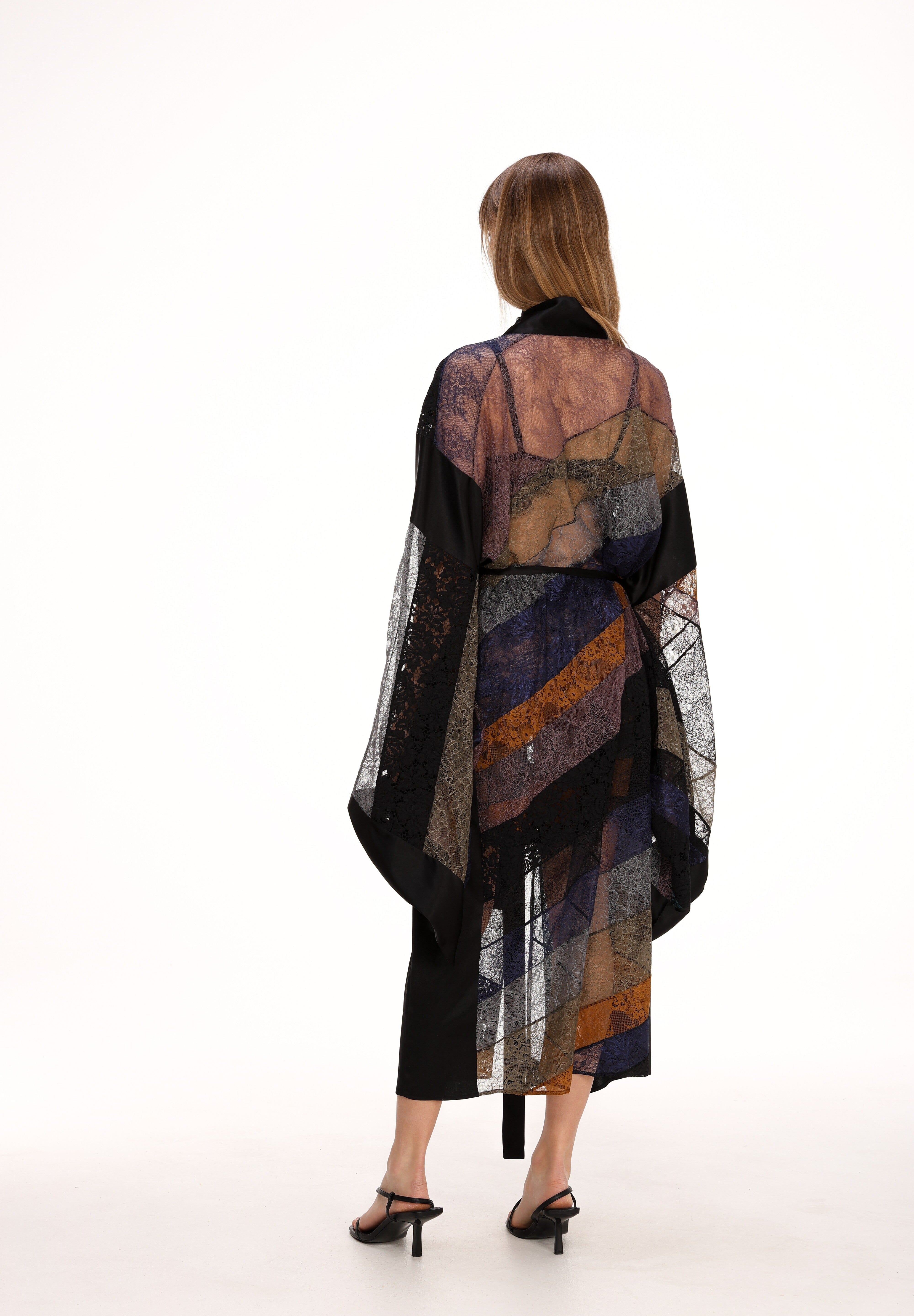  Midi Lace Kimono Product Amoralle