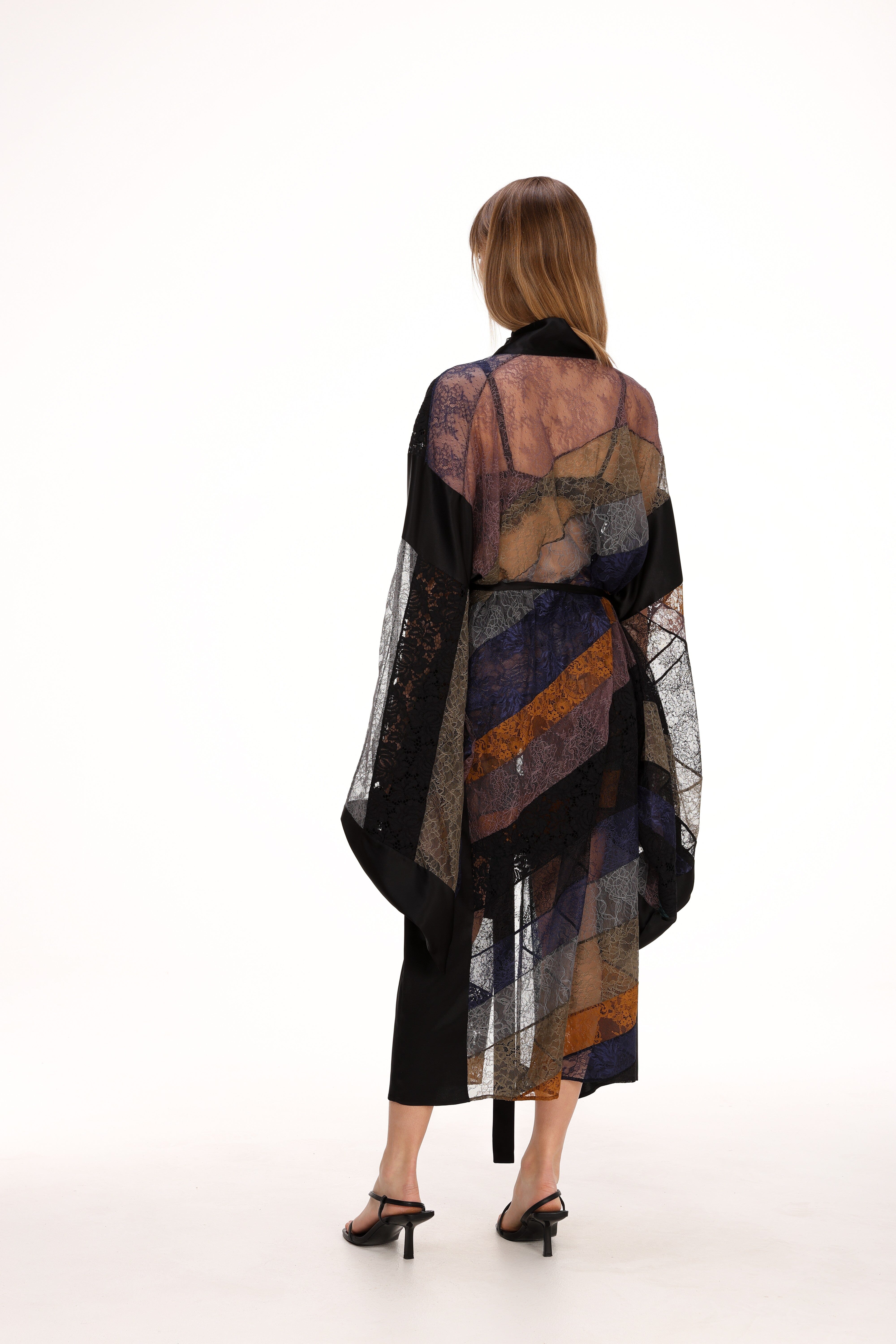  Midi Lace Kimono Product Amoralle