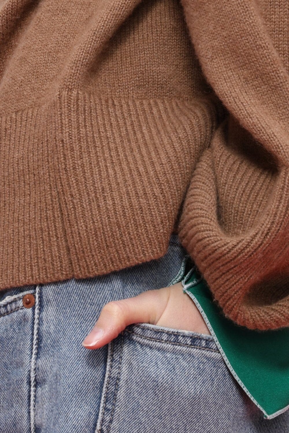  Natural Camel Wool Turtleneck Sweater Product Amoralle