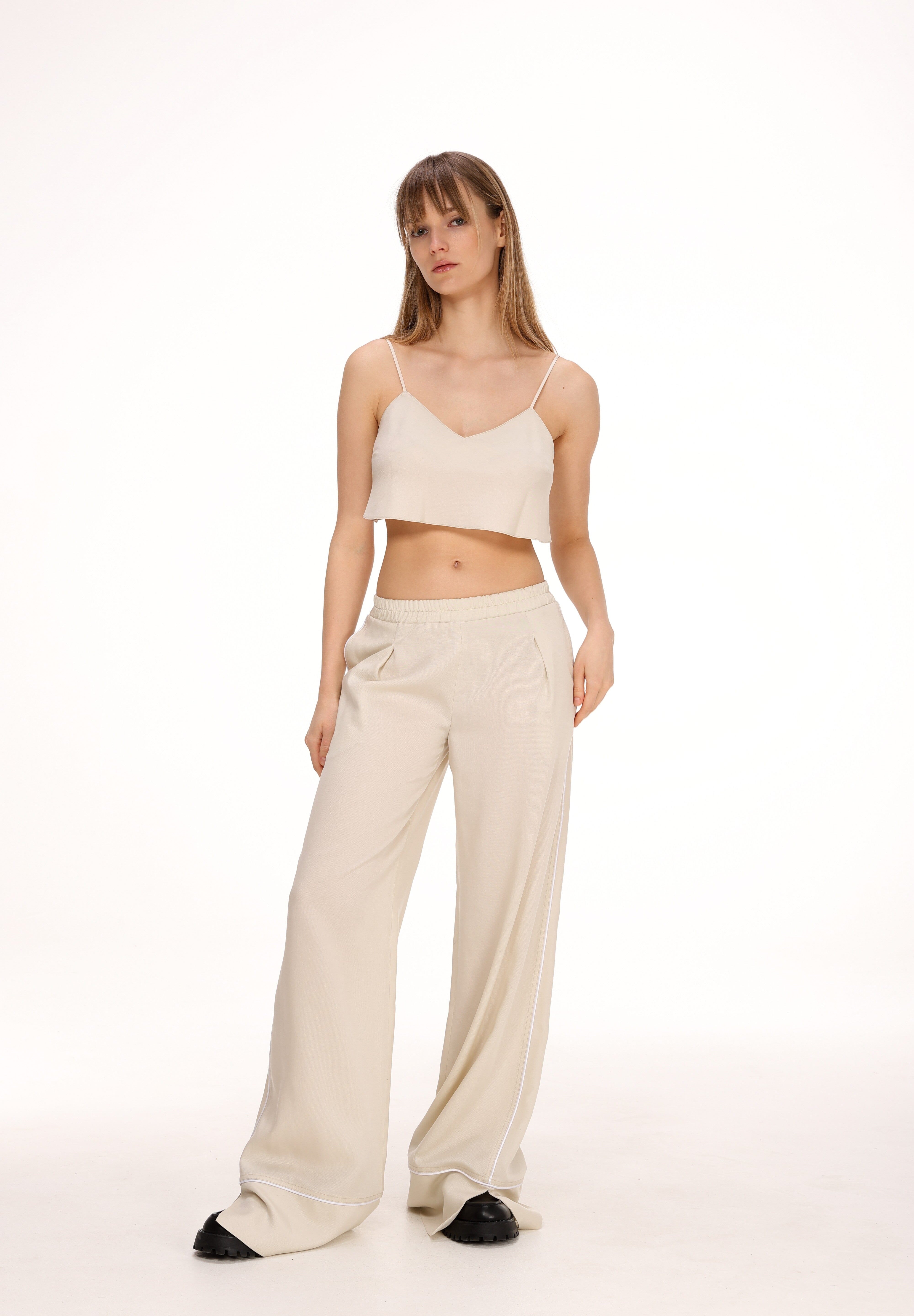  Pants with Slit in White Amoralle