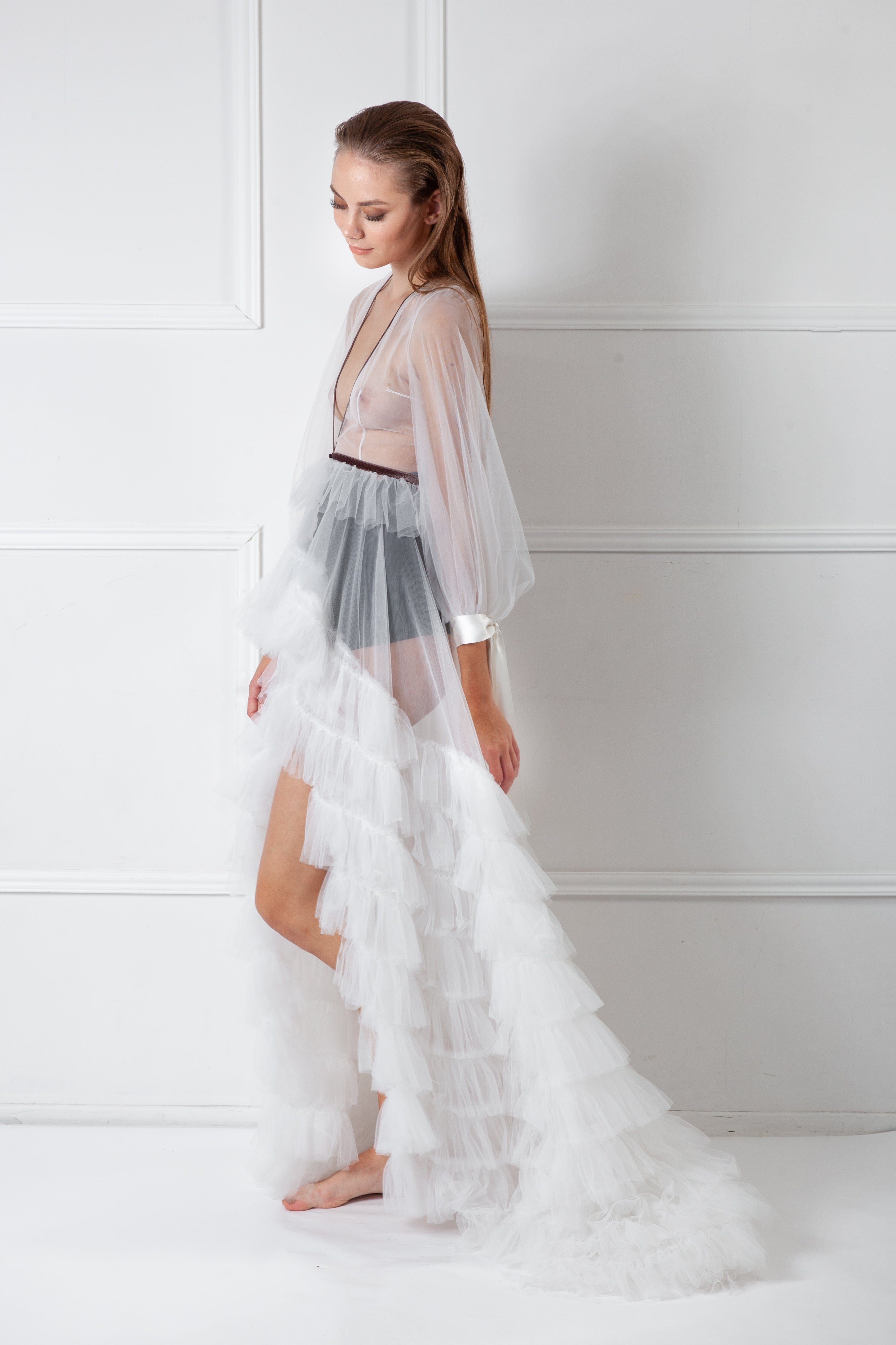  Petal Dusk Robe Ivory Amoralle