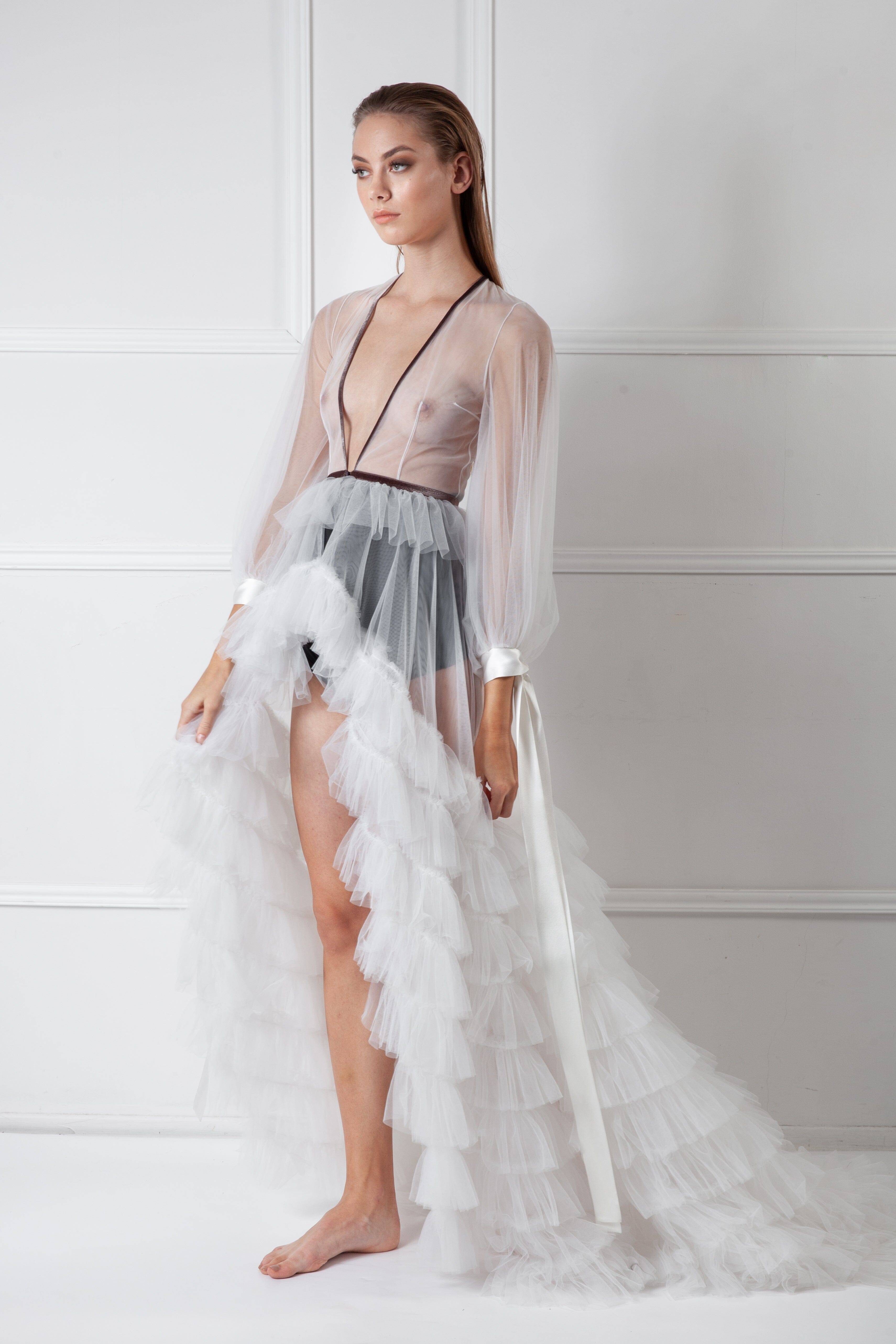  Petal Dusk Robe Ivory Amoralle