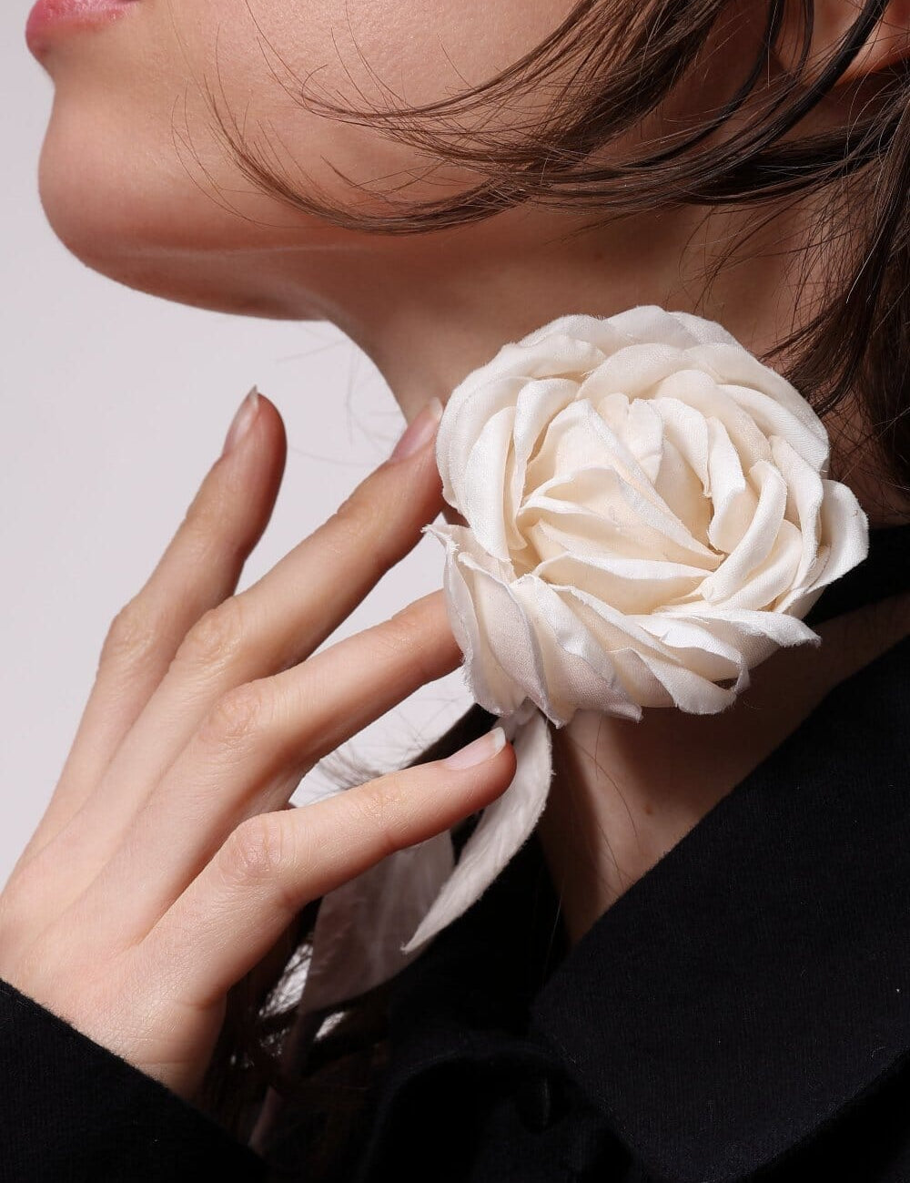  Rose With a Belt Accessory Product Amoralle