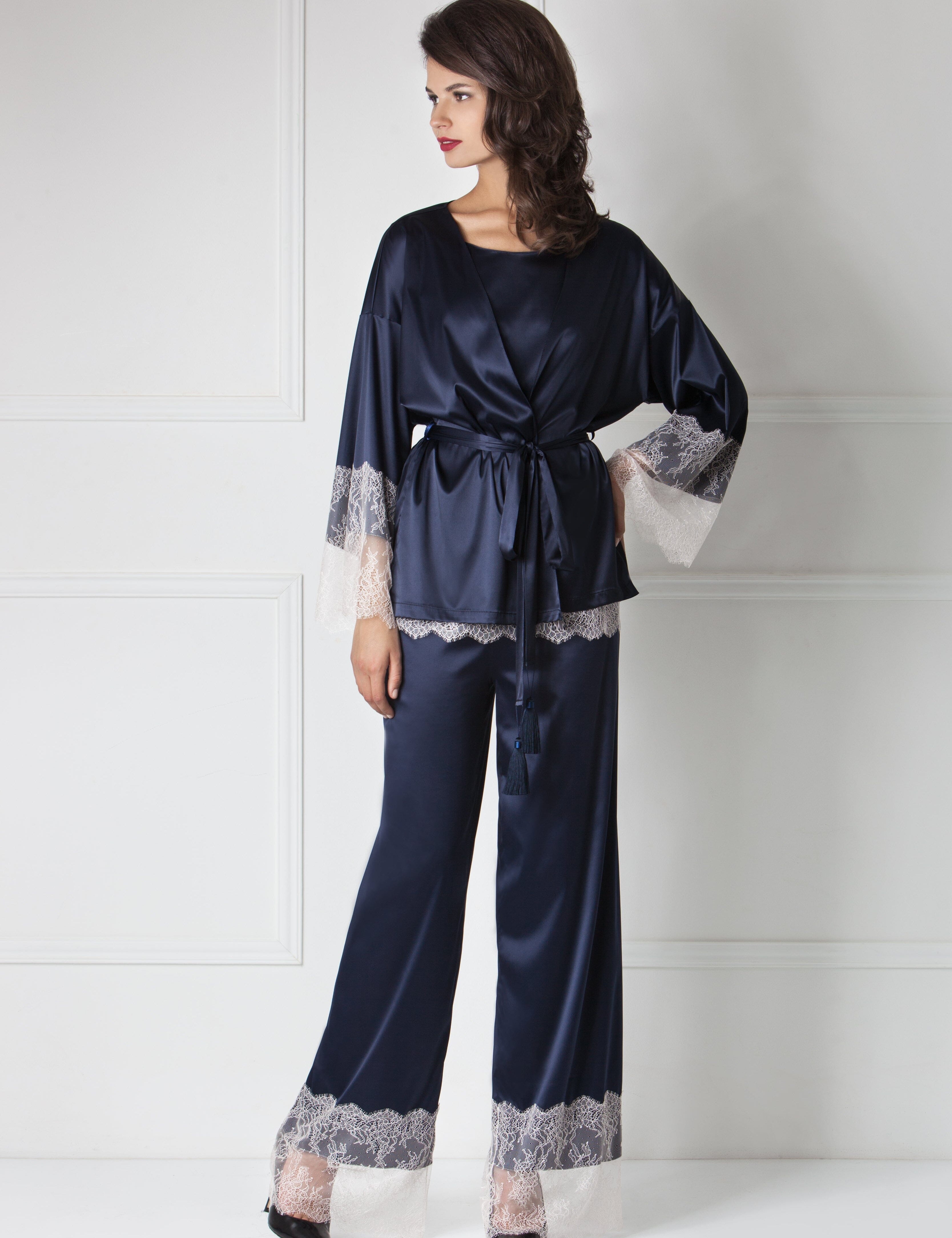  Satin Loungewear Set Product Amoralle