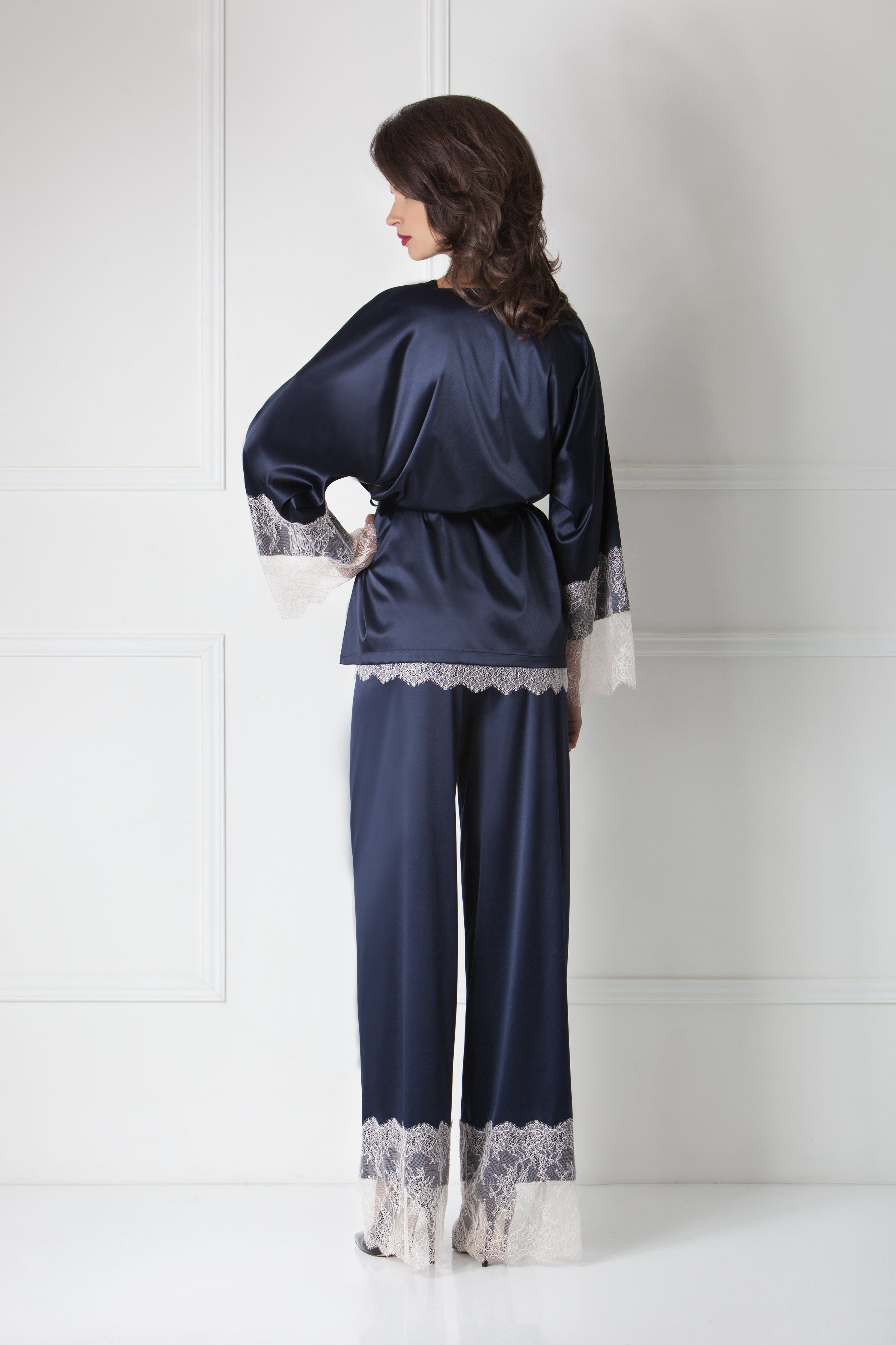  Satin Loungewear Set Product Amoralle
