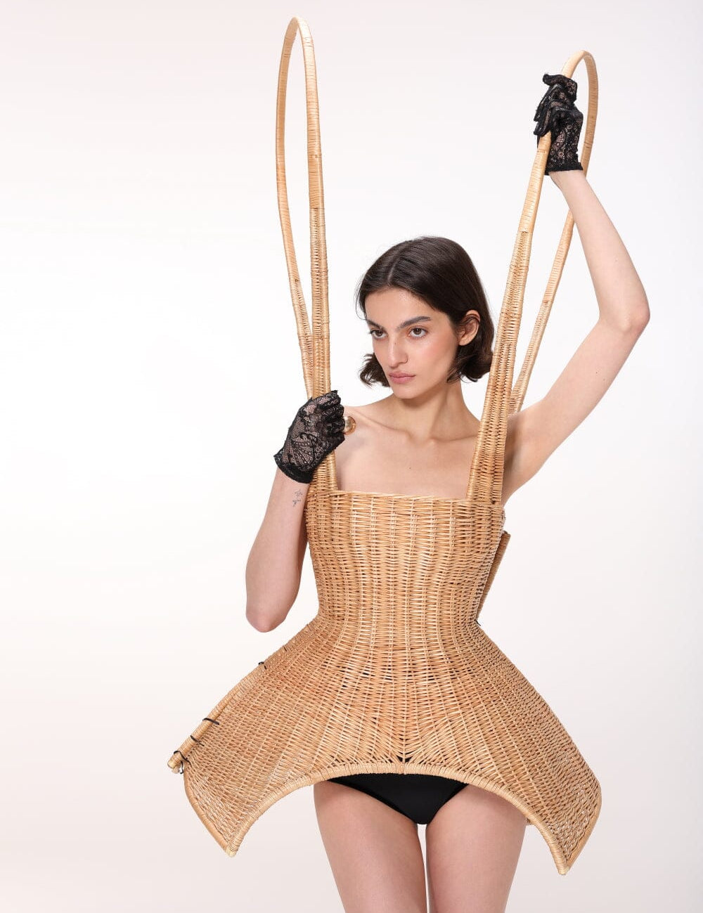  Sculpted Elegance - The Corset Product Amoralle