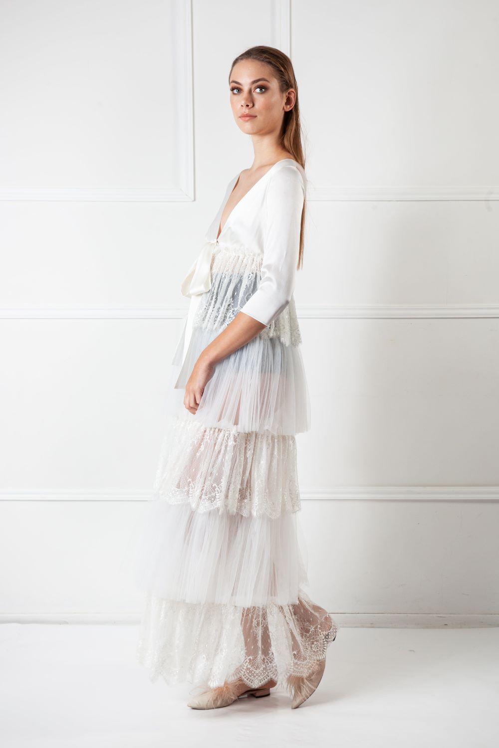  Shadow Bloom Robe Ivory Amoralle