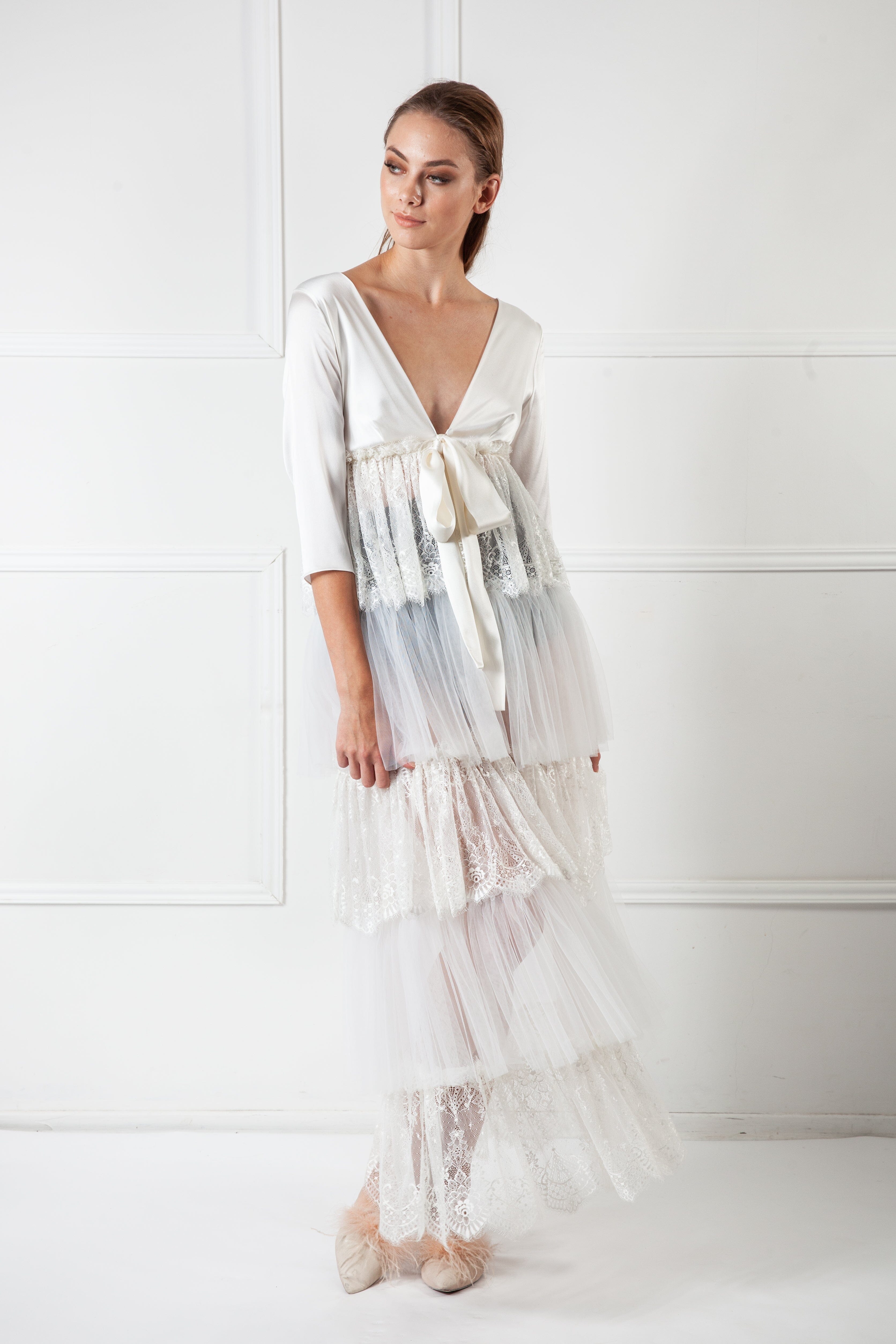  Shadow Bloom Robe Ivory Amoralle