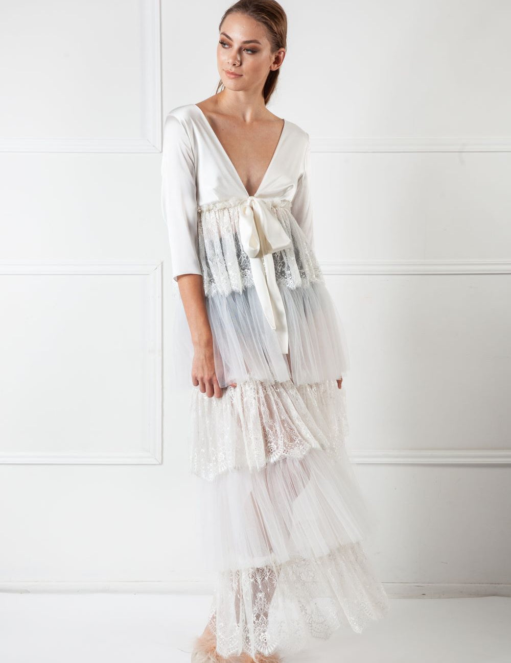  Shadow Bloom Robe Ivory Amoralle
