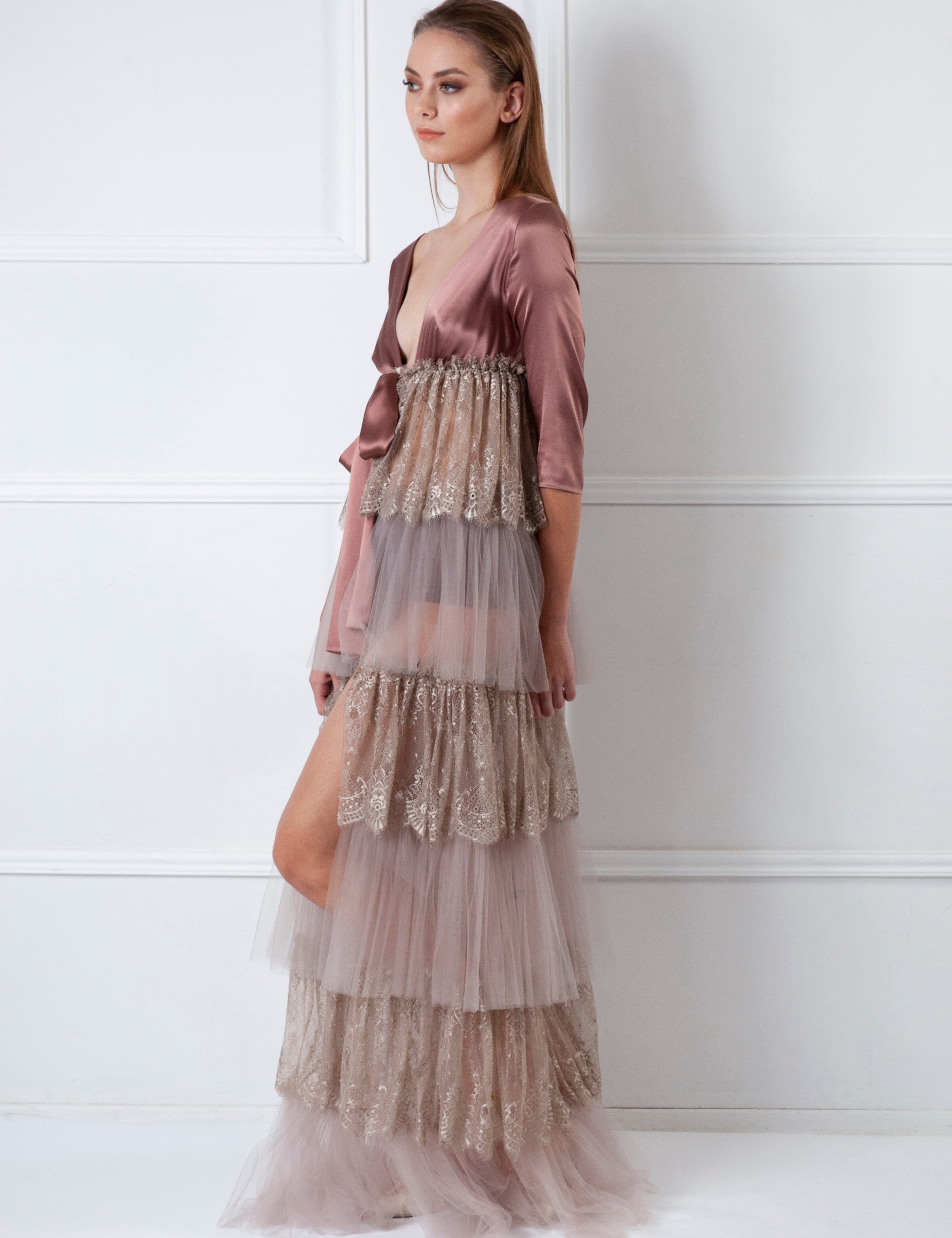  Shadow Bloom Robe Powder Amoralle