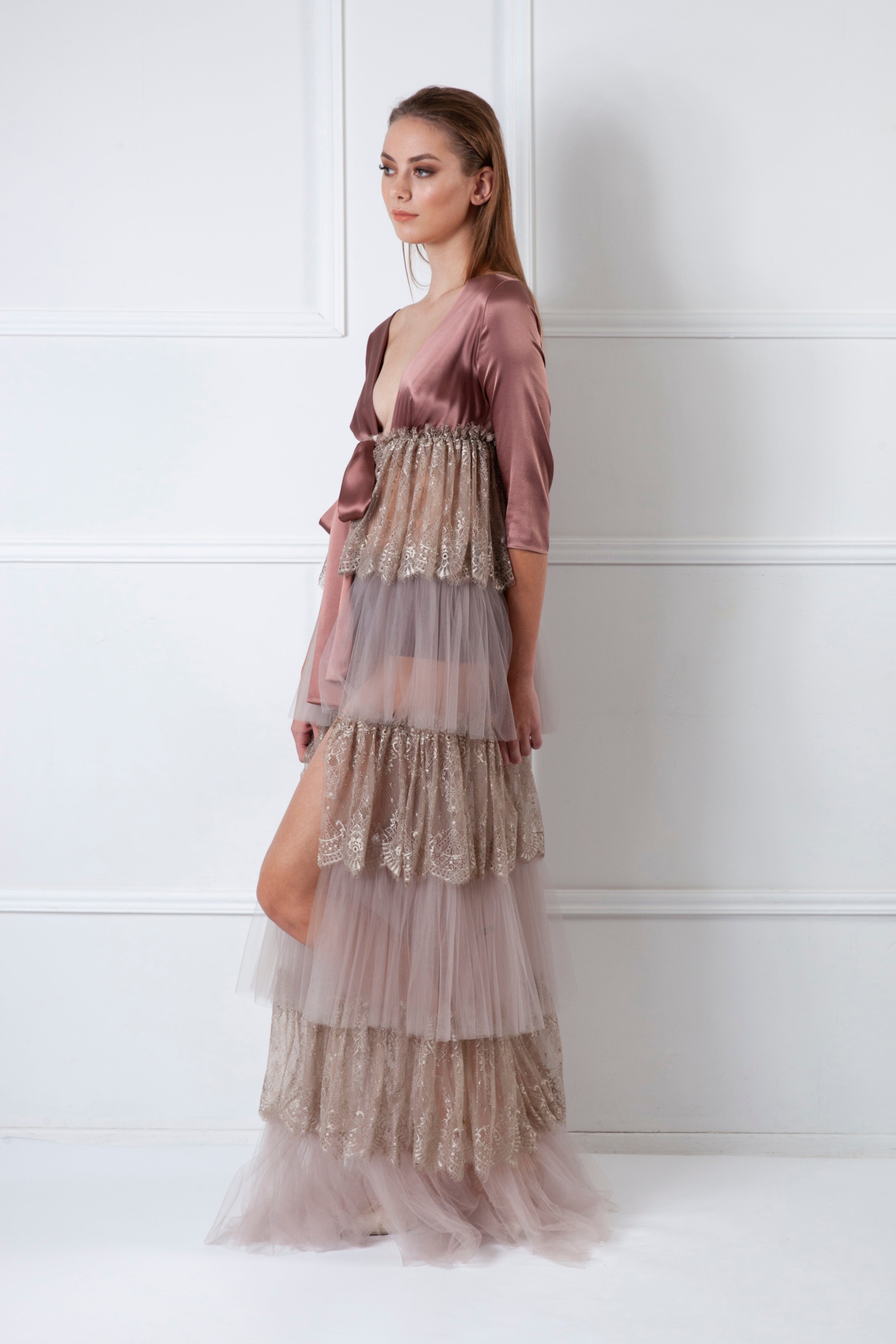  Shadow Bloom Robe Powder Amoralle