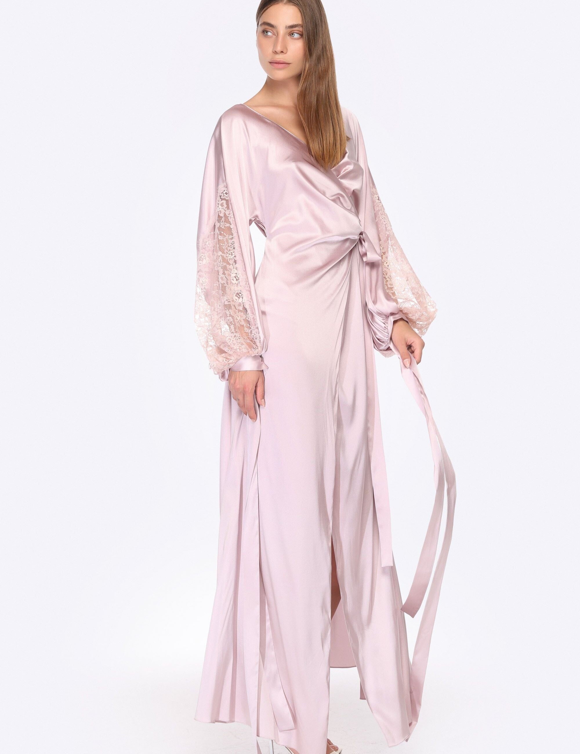  Silhouette of Seduction Robe Product Amoralle