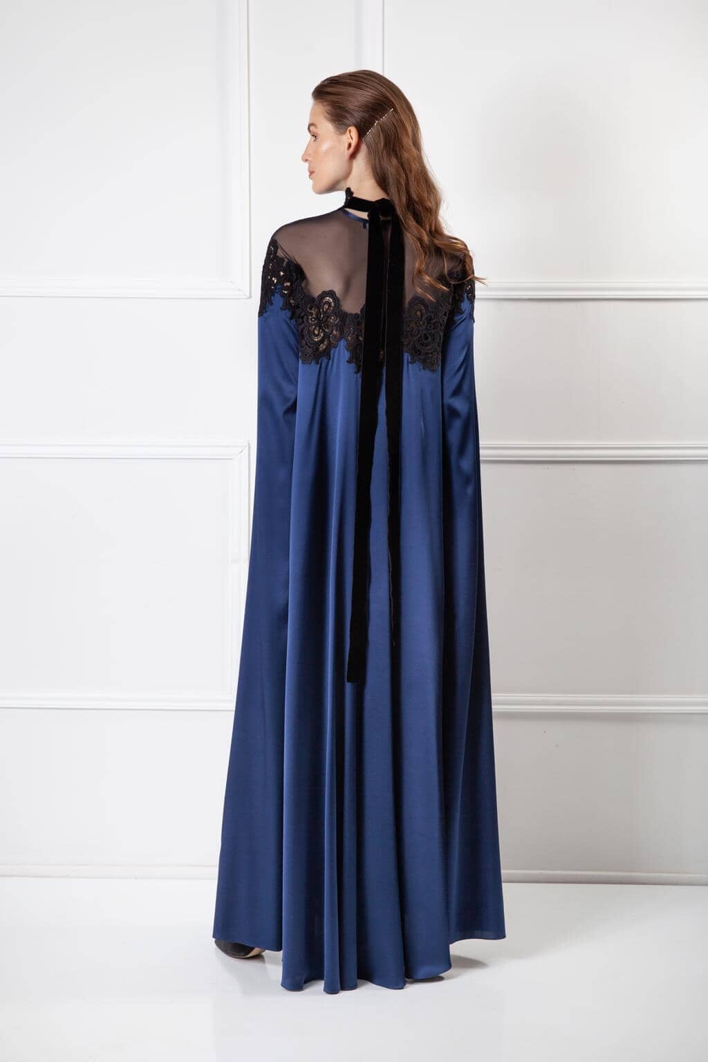  Silk Temptation Robe Black Amoralle
