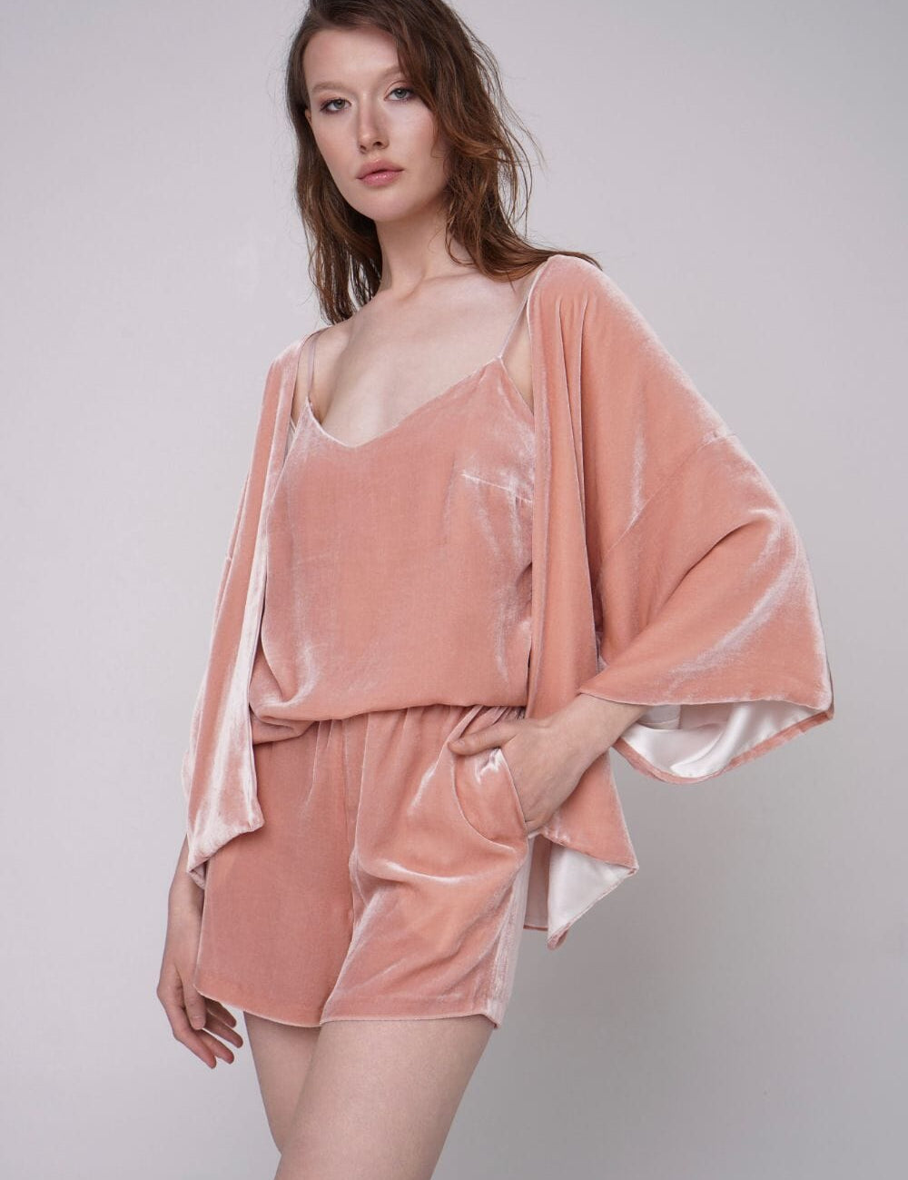  Silk Velvet Smile Set Product Amoralle