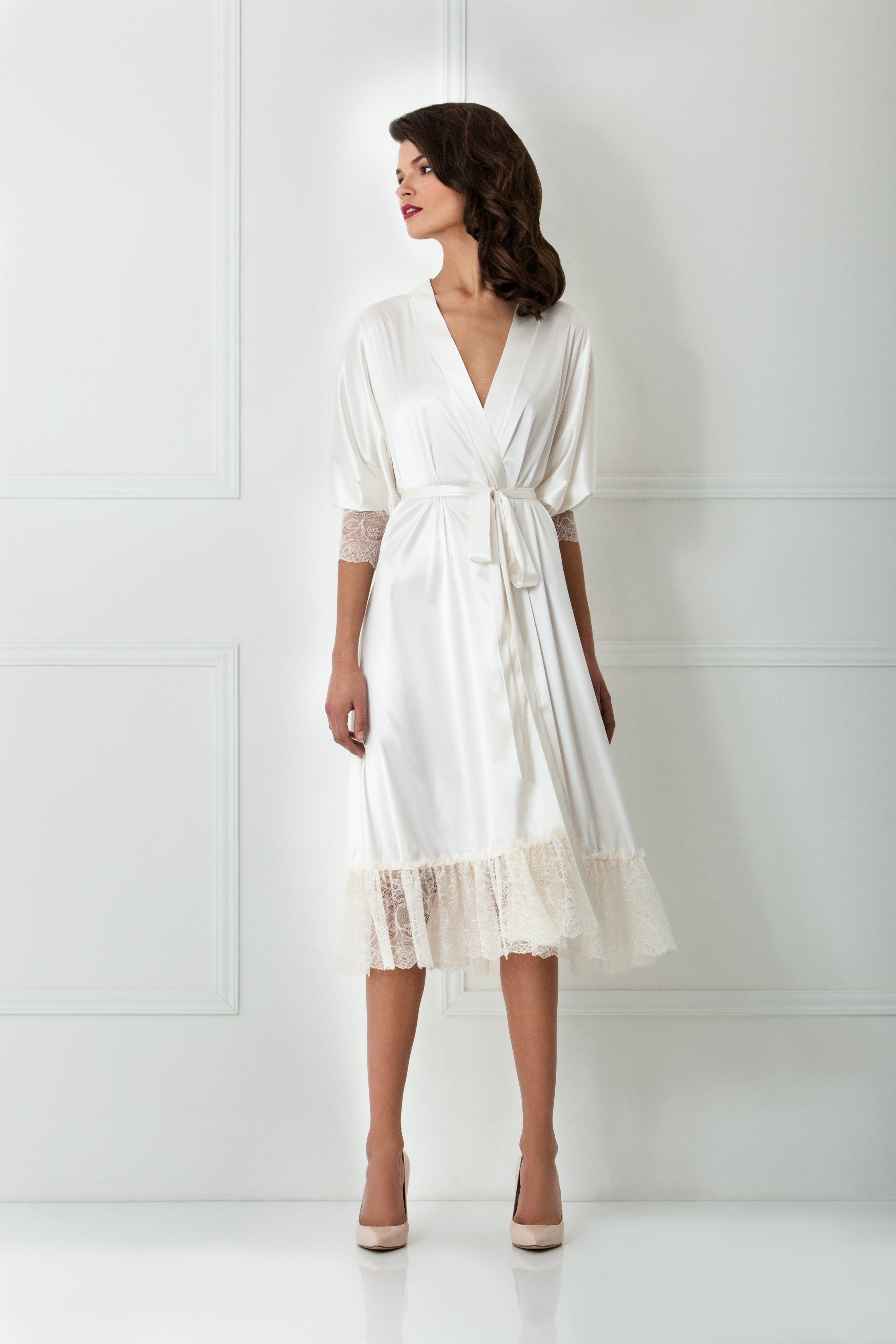  Sunday Robe Ivory Product Amoralle