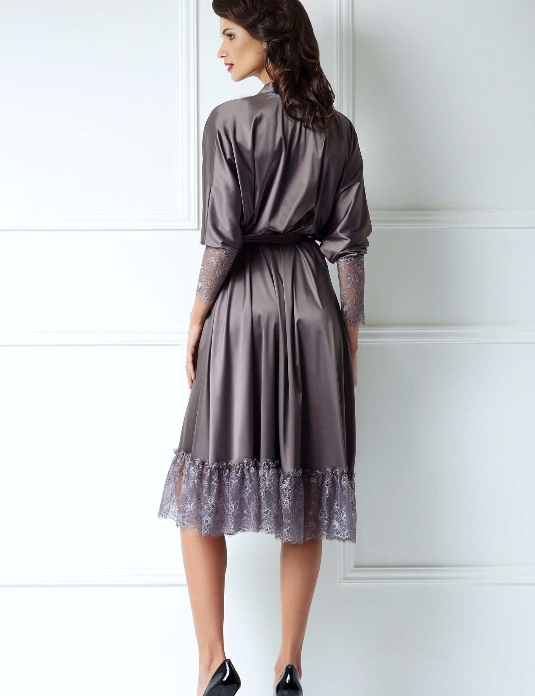  Sunday Robe Truffle Product Amoralle